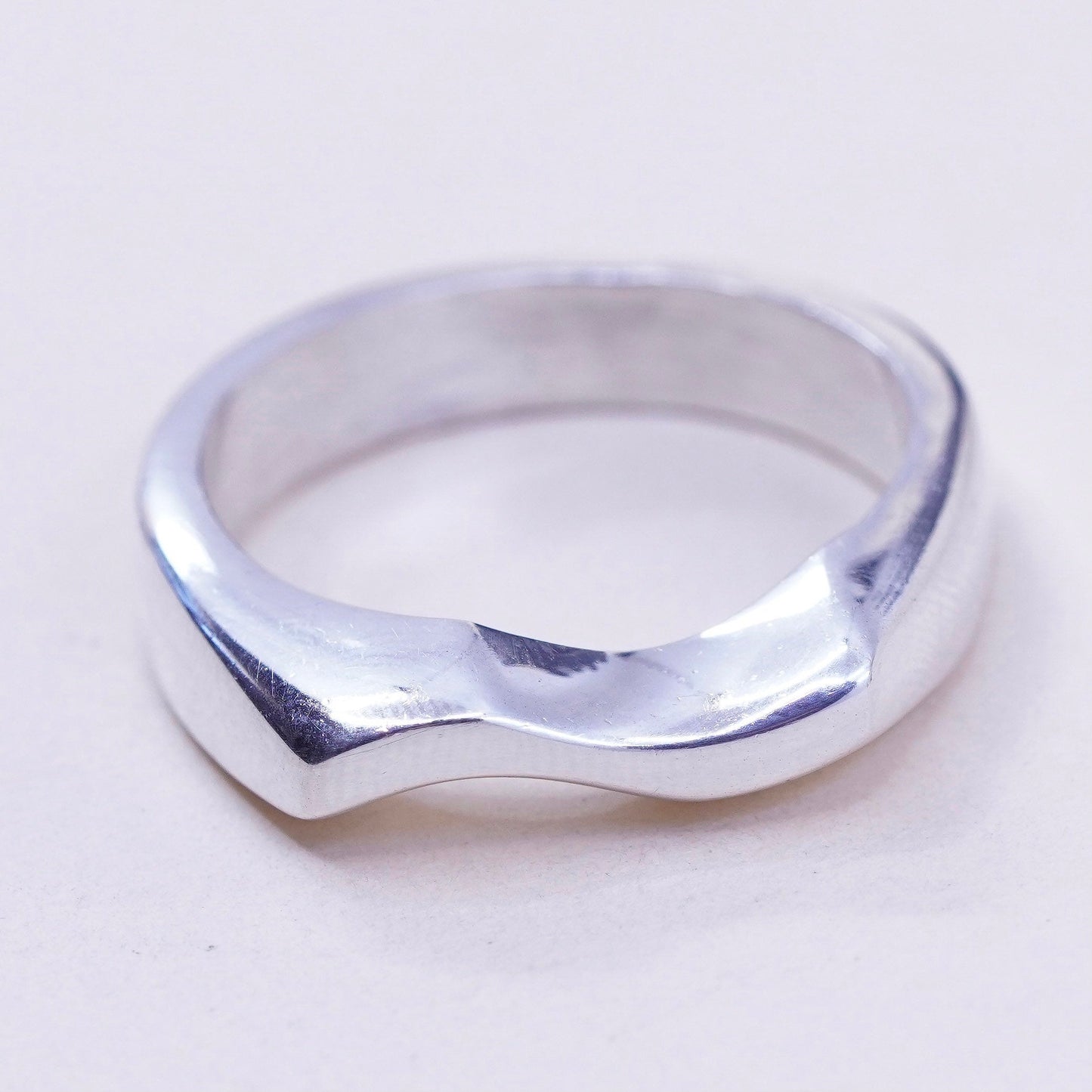 Size 9, vintage sterling 925 silver handmade ring, wavy band