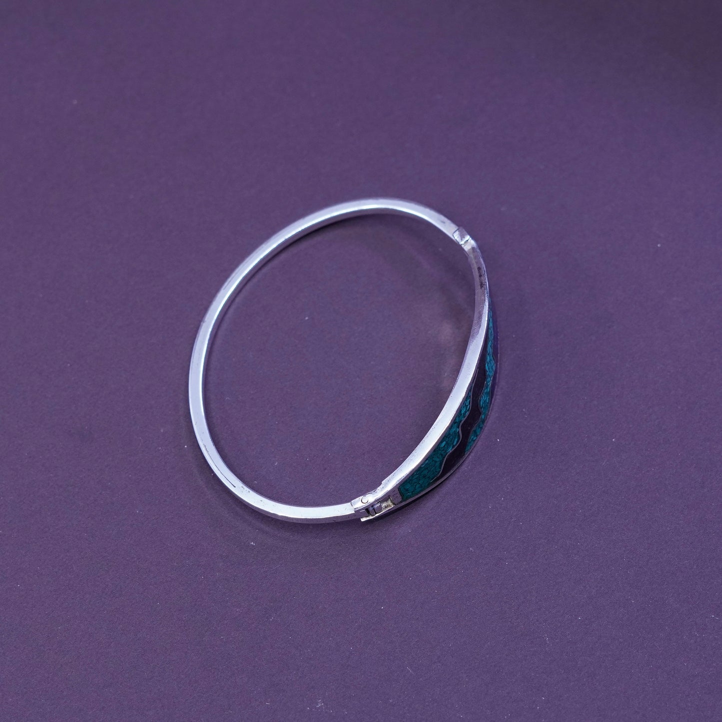 7”, silver bracelet, Mexico alpaca hinged ribbed bangle with enamel turquoise