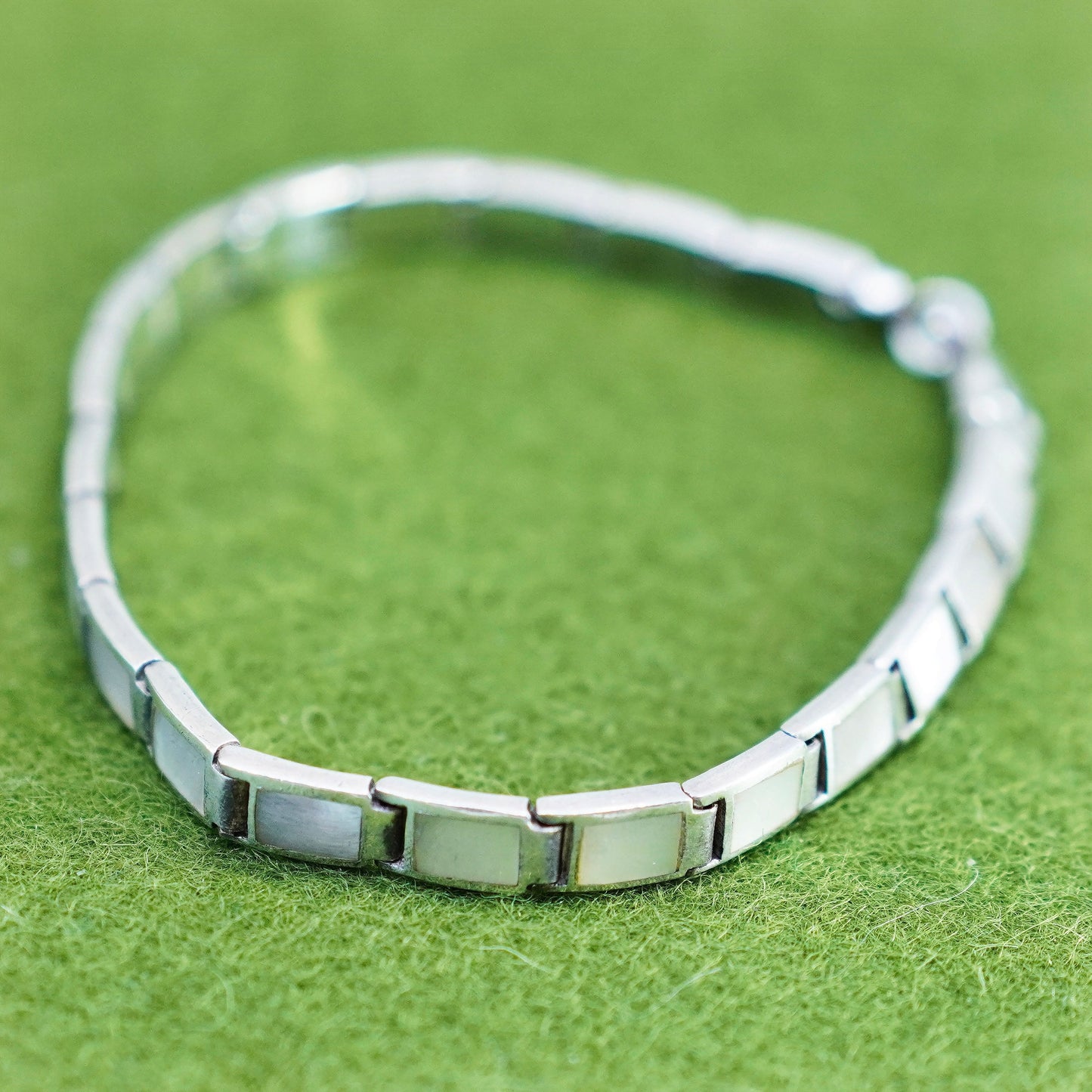 7.25”, PB Peyote Bird Sterling silver handmade bracelet, 925 chain MOP