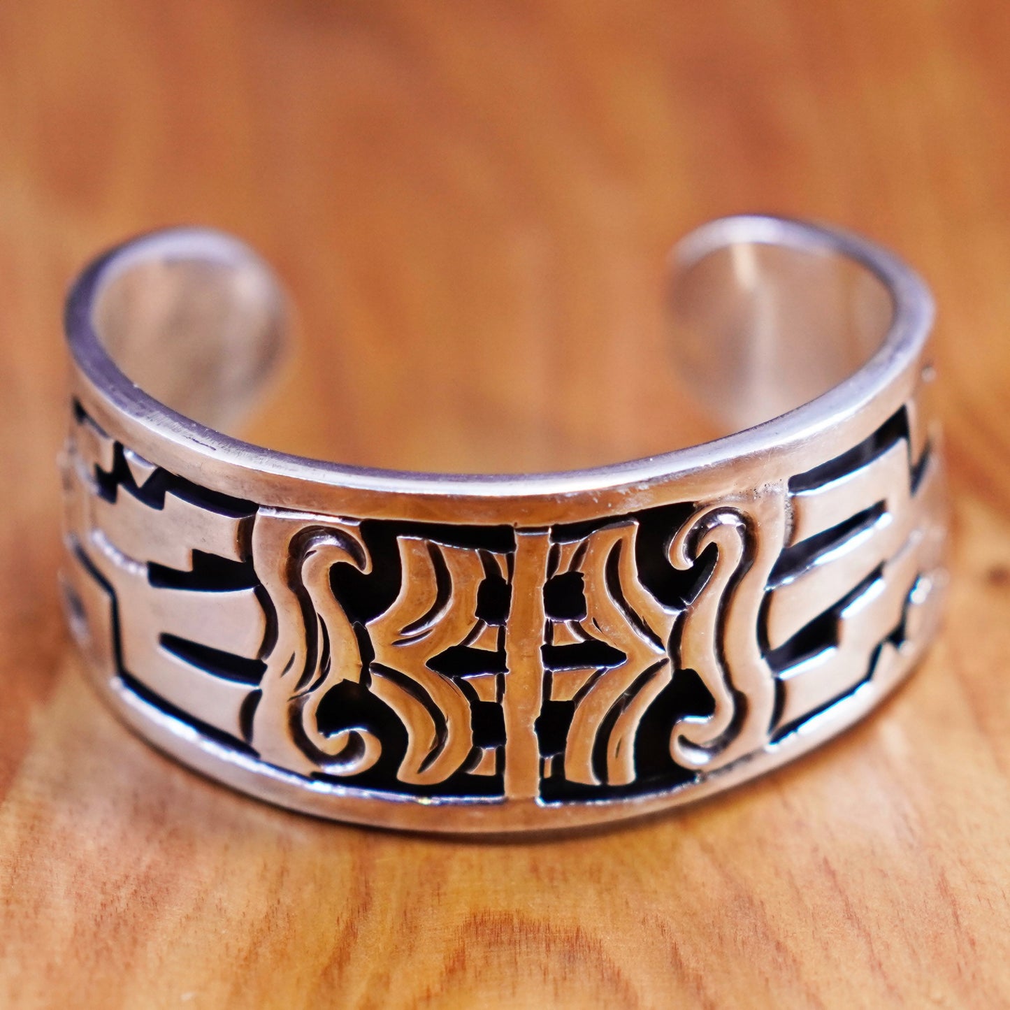 6.5”, Vintage Mexico Sterling silver handmade bracelet, wide textured 925 cuff