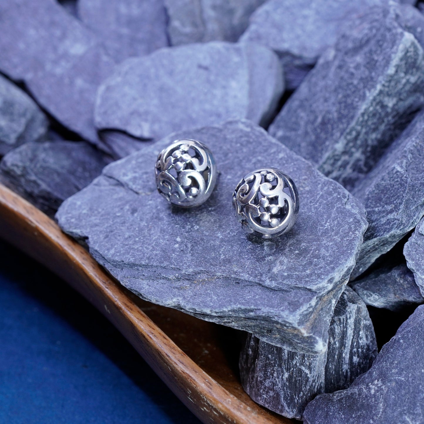Vintage Sterling silver handmade earrings, 925 filigree swirl studs