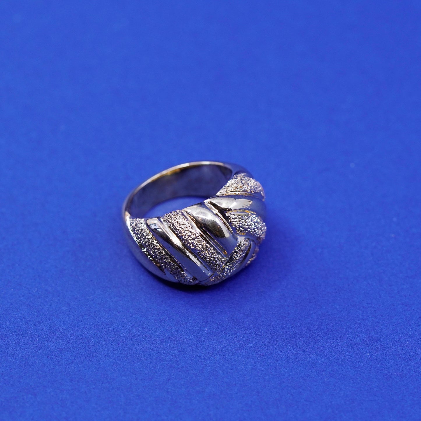 Size 6, Itaor Italy vermeil gold sterling silver handmade ring, glittering band