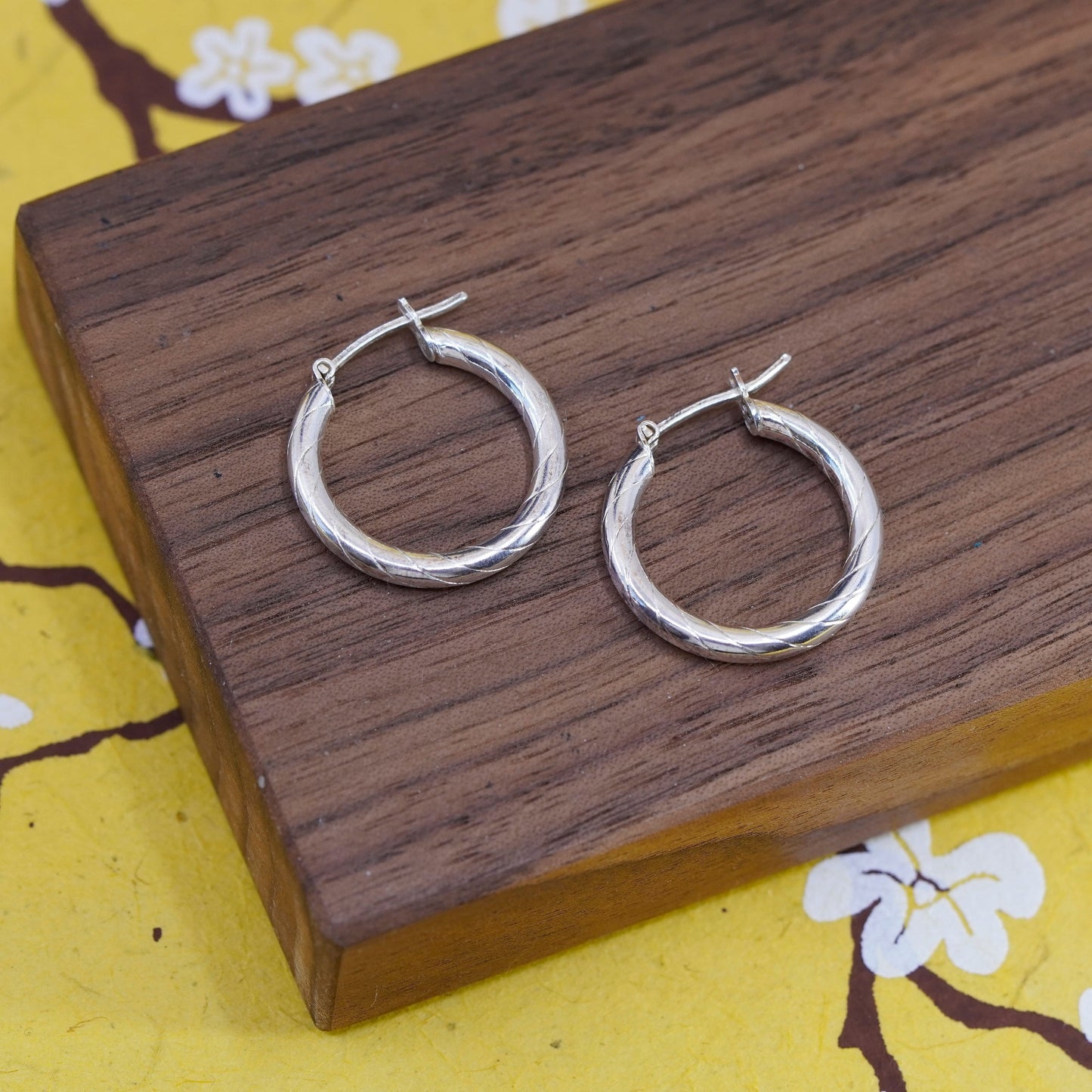 0.75”, Vintage Italy Sterling silver handmade earrings, 925 textured hoops