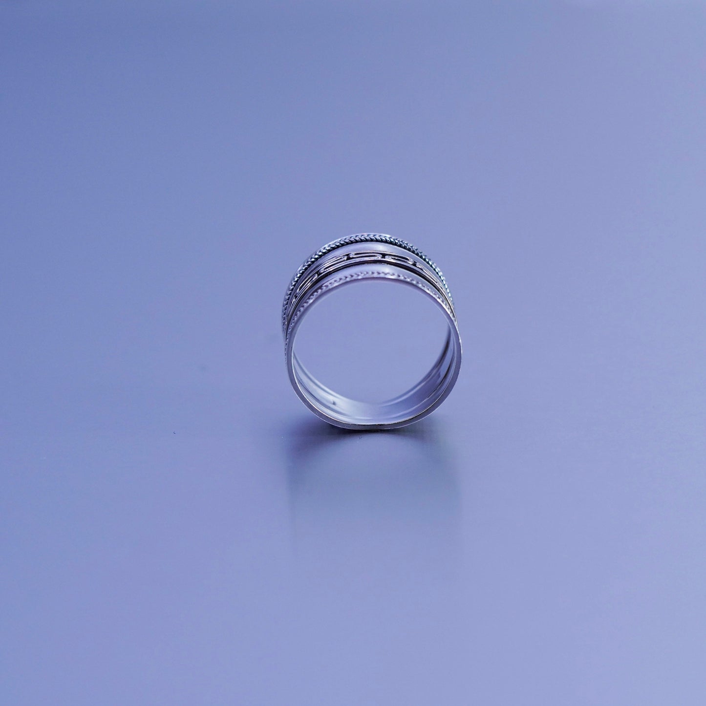 Size 7, vintage Sterling 925 silver handmade ring, cable band