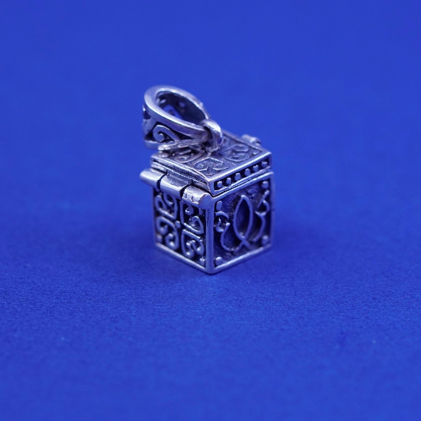 Vintage Sterling silver prayer box pendant, 925 prayer locket charm