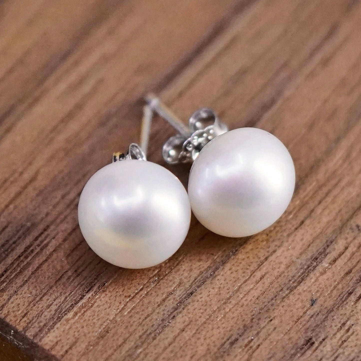 Vintage Sterling silver handmade earrings, 925 studs with pearl