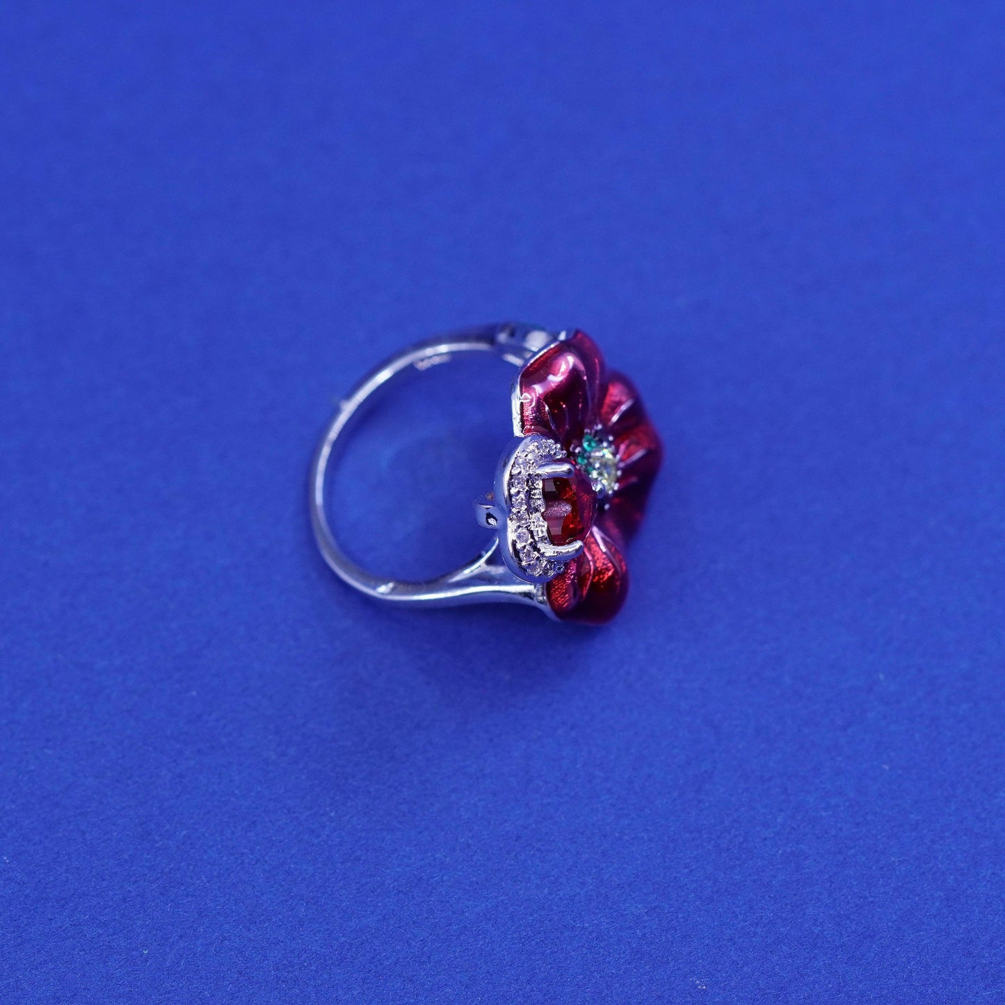 Size 6, Sterling 925 silver ring w/ ruby heart and red enamel flower N emerald