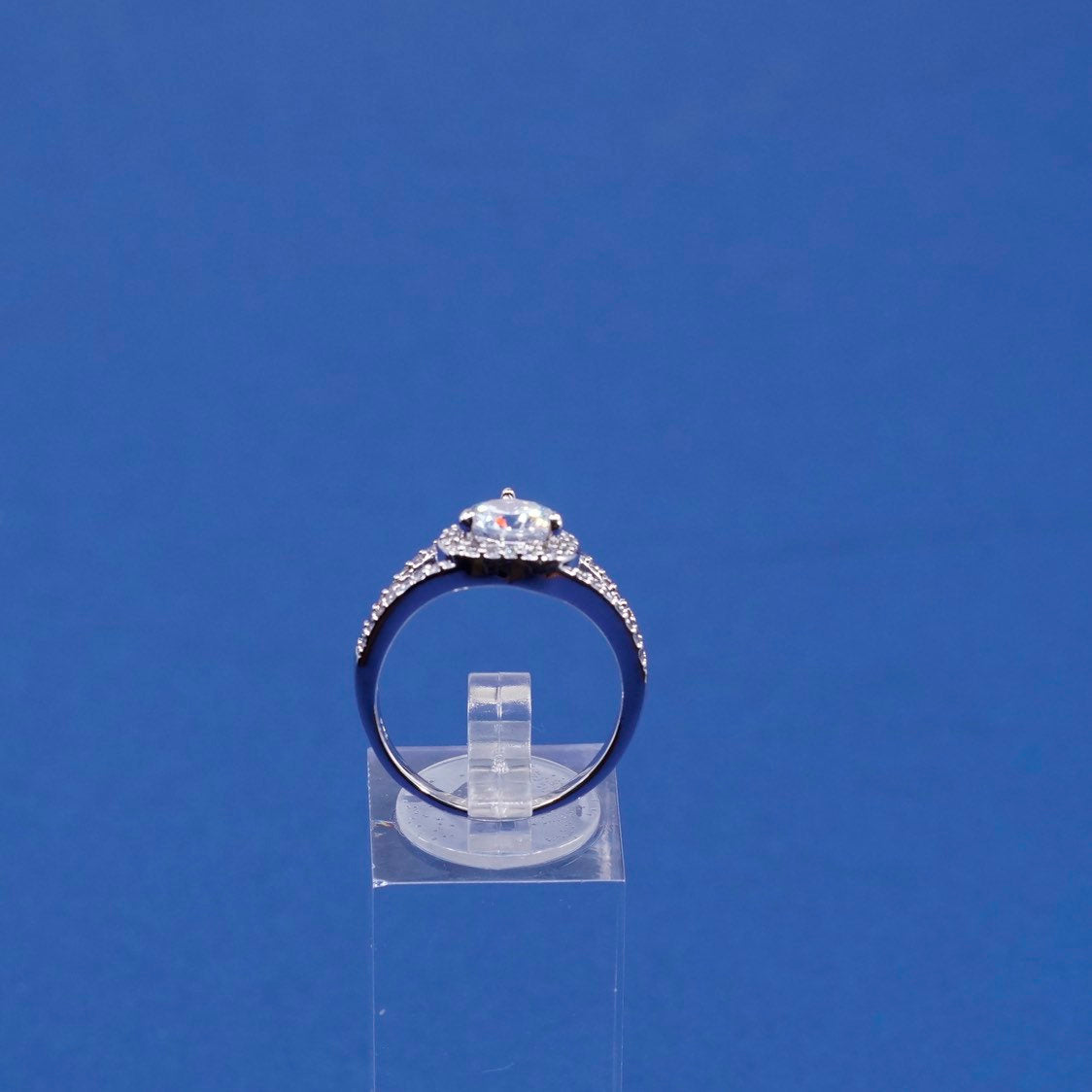 sz 8, vtg Sterling silver engagement ring 925 with heart and cluster Cz