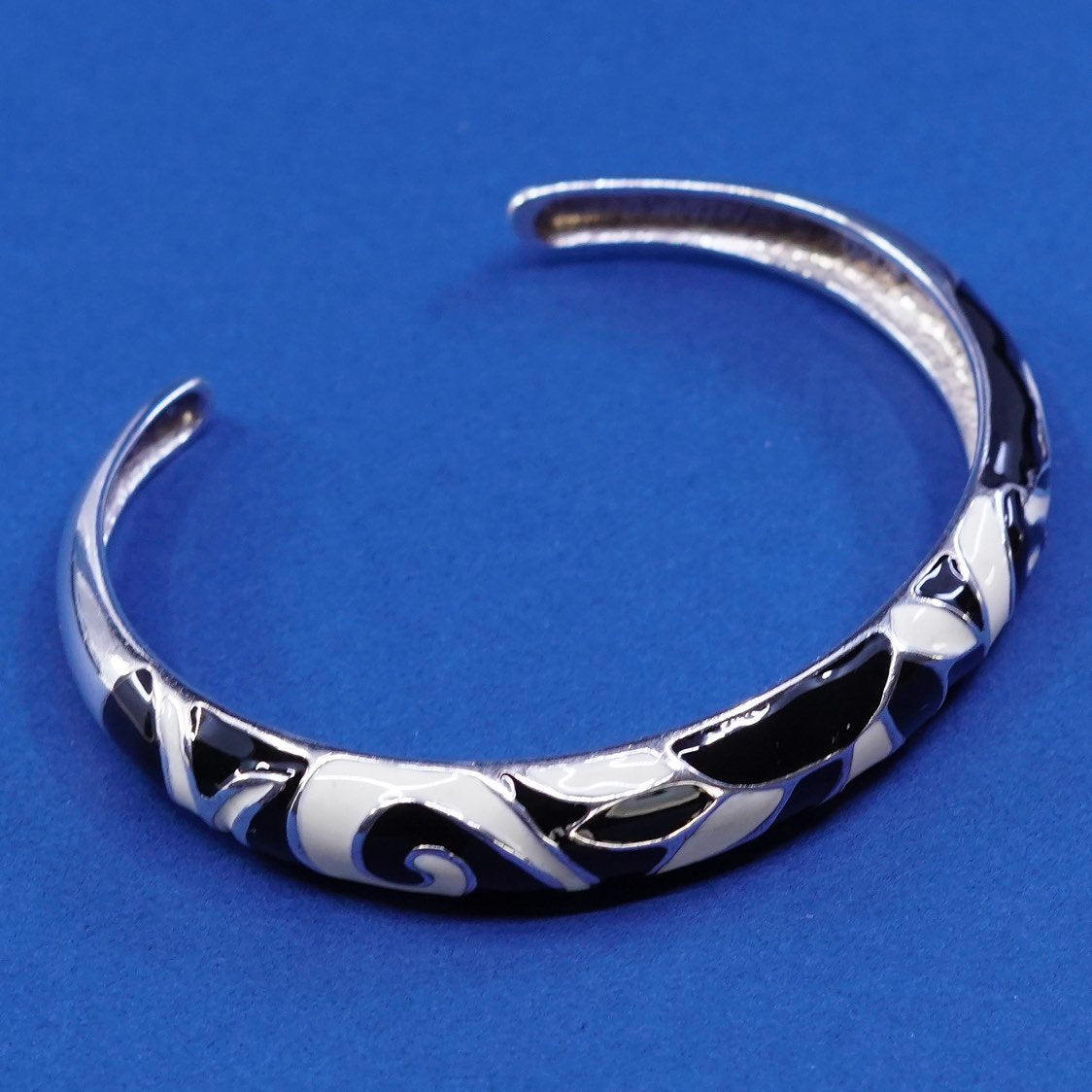 6.5", vtg David Sigal Ca Sterling silver handmade bracelet, 925 cuff w/ swirl