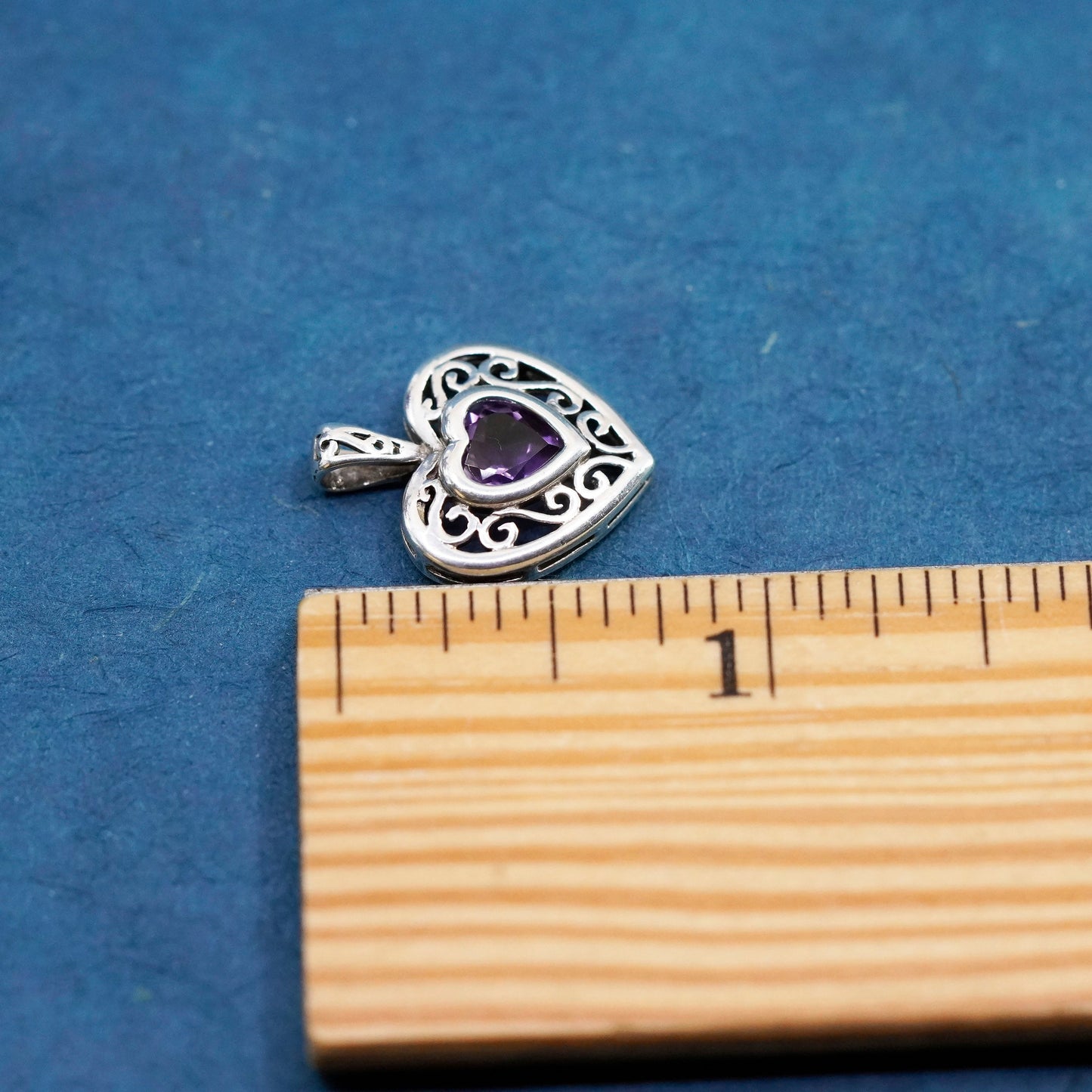 Vintage sterling 925 silver handmade filigree pendant with amethyst