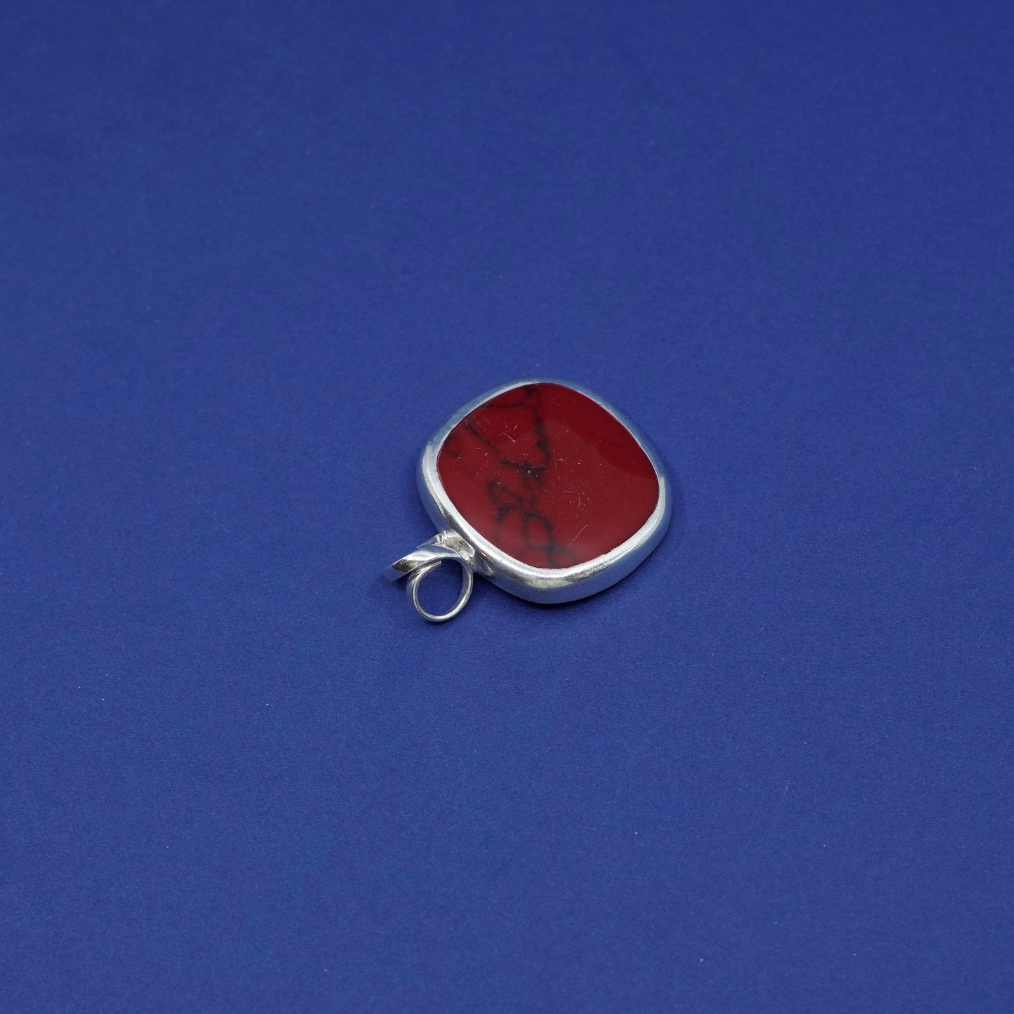 Vintage sterling silver handmade pendant, 925 w/ round red jasper inlay