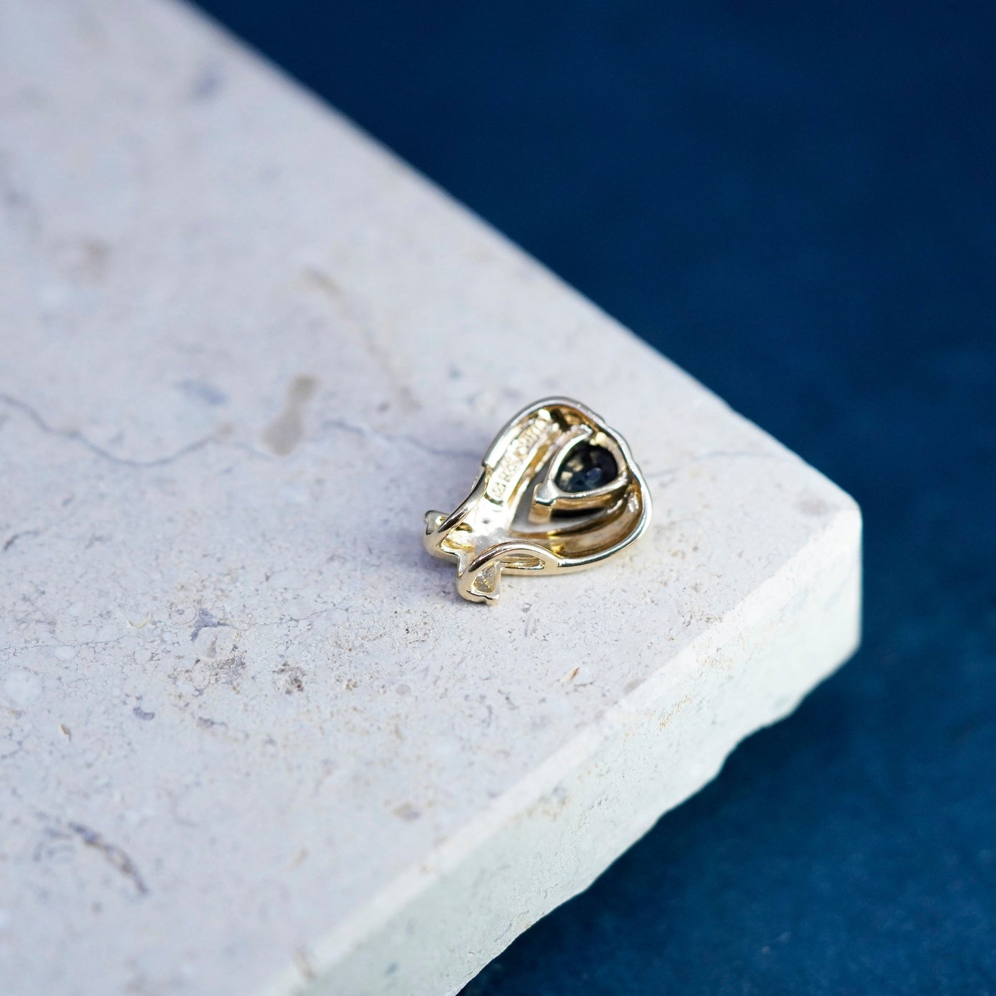 Vintage vermeil gold over Sterling silver pedant, 925 teardrop sapphire diamond
