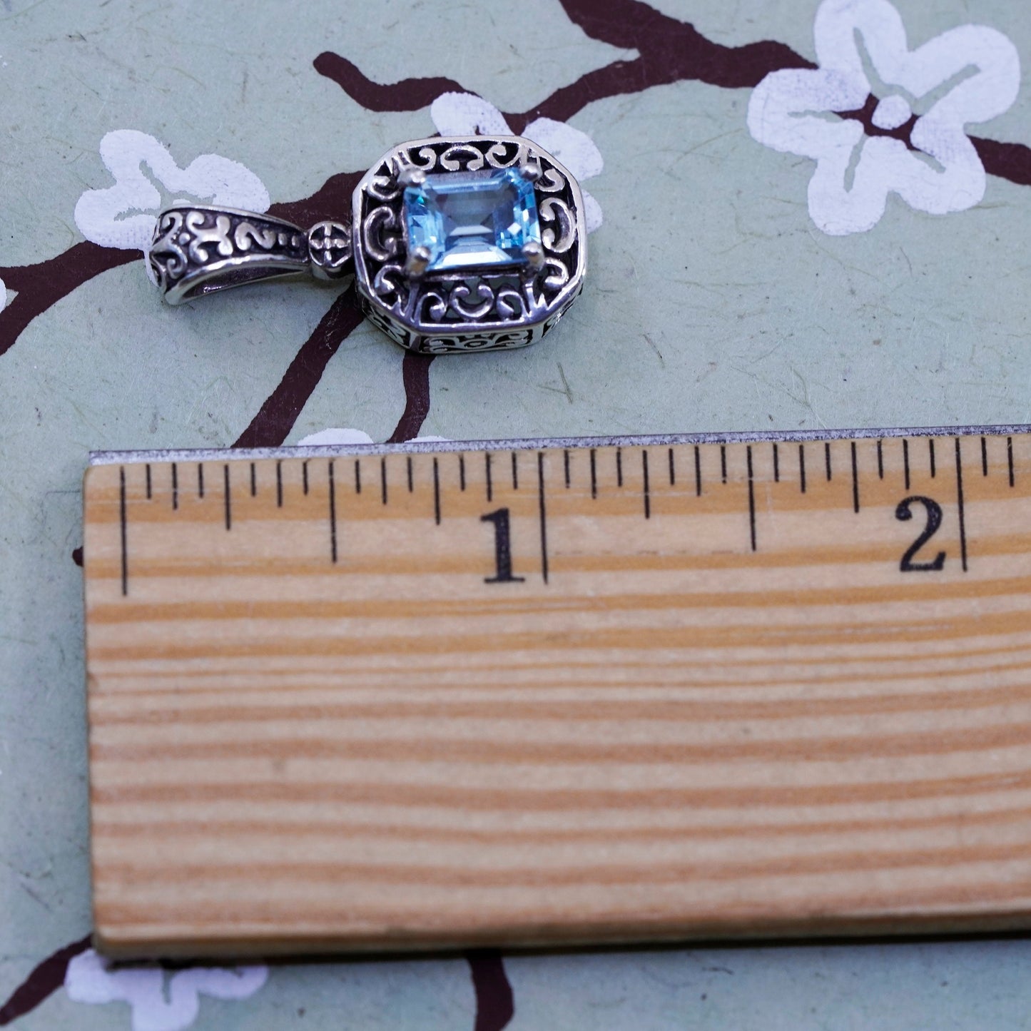 Vintage Sterling 925 silver handmade filigree pendant with blue topaz