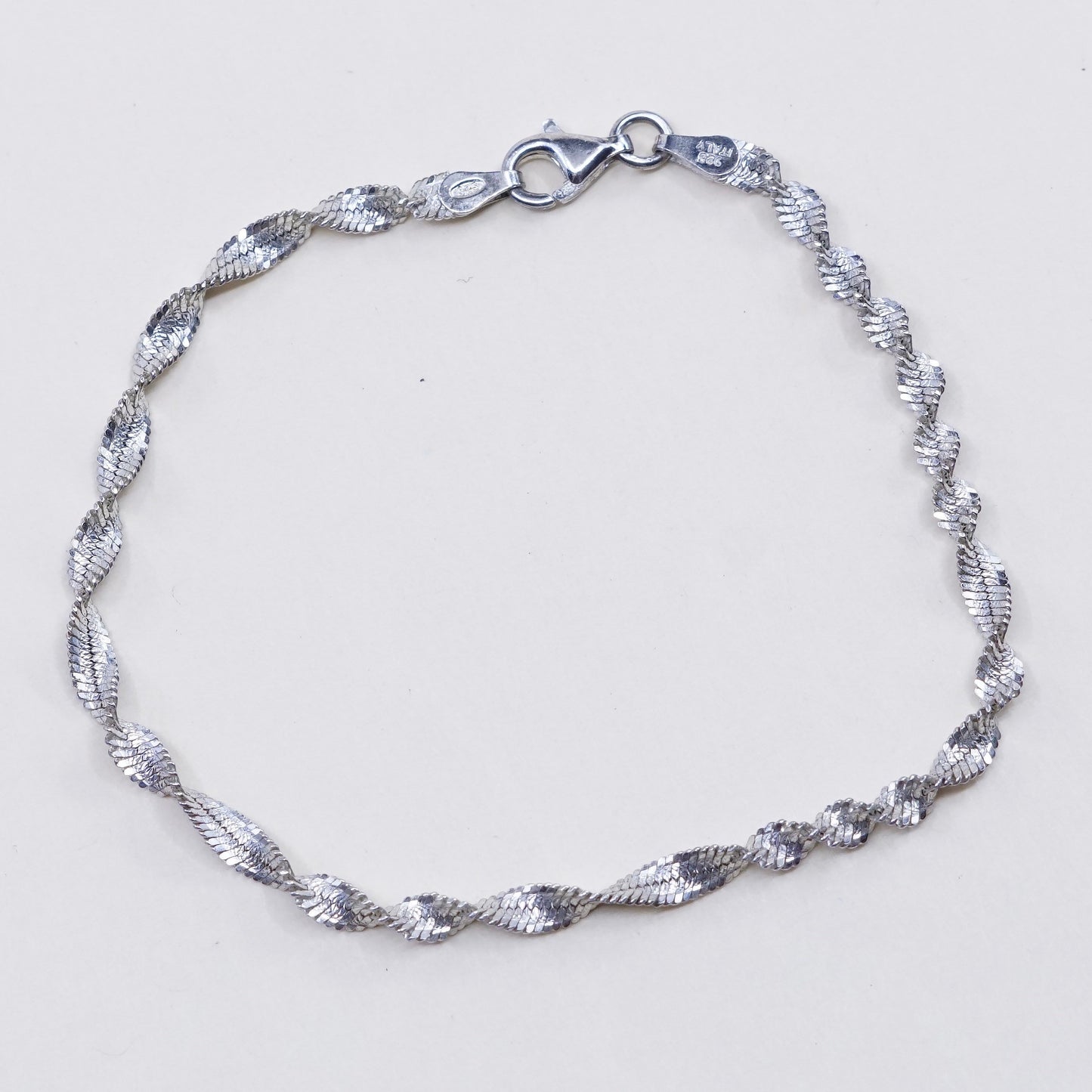 7”, 4mm, Vintage sterling silver bracelet, 925 twisted herringbone chain