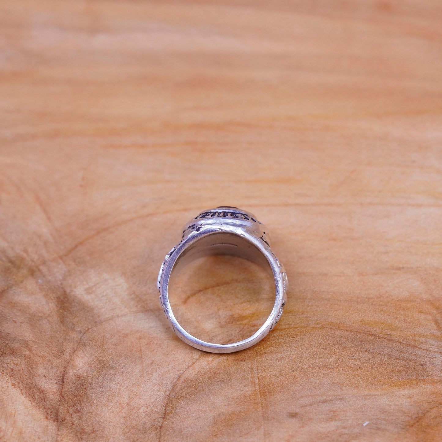 Size 7, vintage Sterling 925 silver handmade ring with sapphire and name Thomas