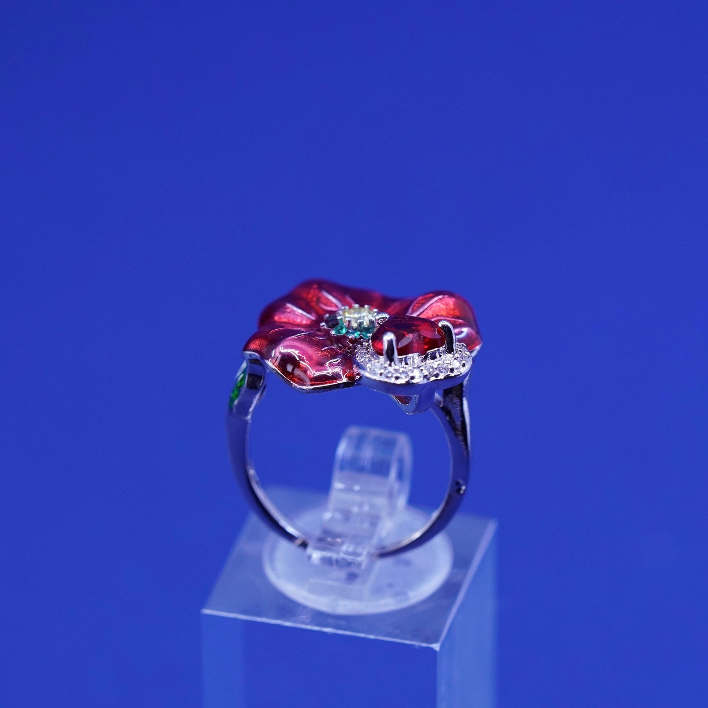 Size 6, Sterling 925 silver ring w/ ruby heart and red enamel flower N emerald
