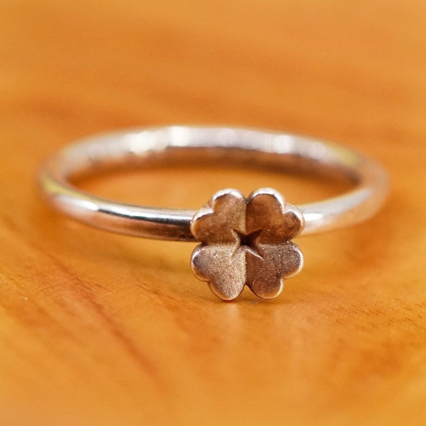 Size 5.75, vintage SPJ Sterling 925 silver lucky clover flower ring