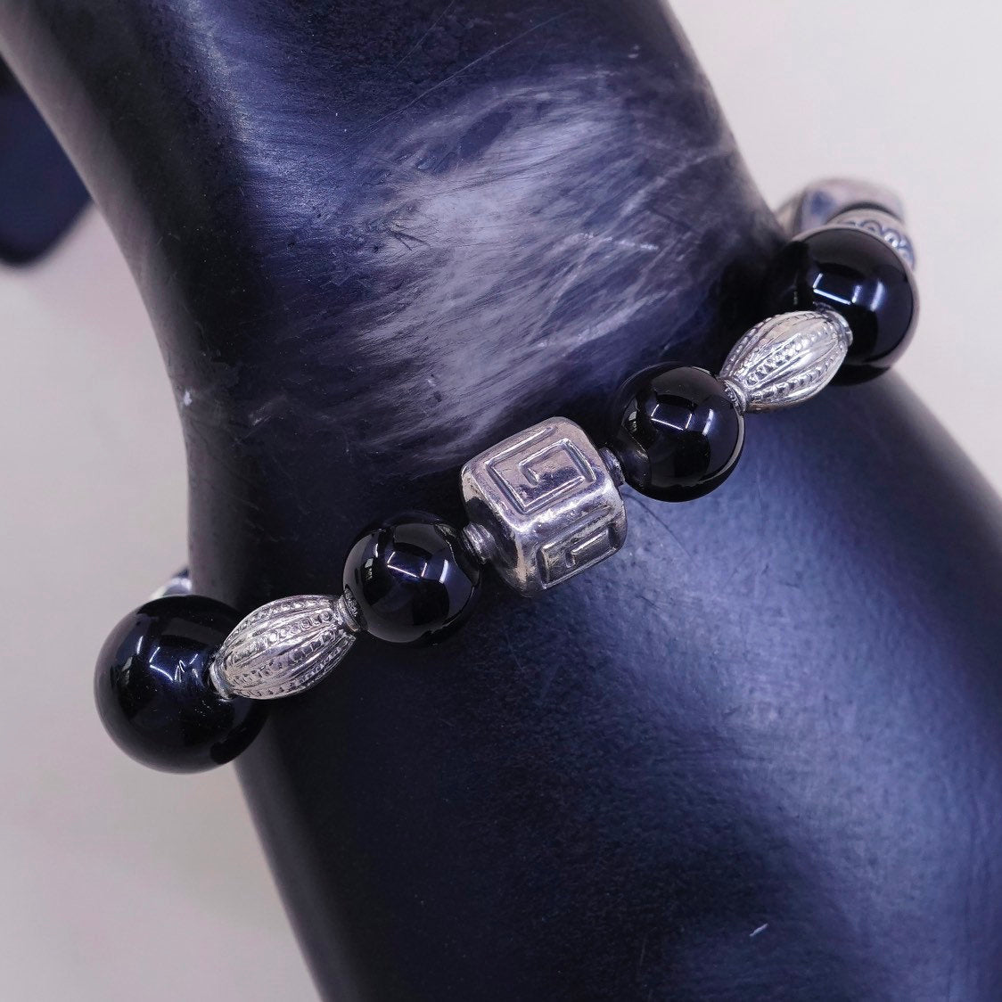 7", Sterling silver bracelet, Mexico 925 w/ obsidian beads N love letter charm