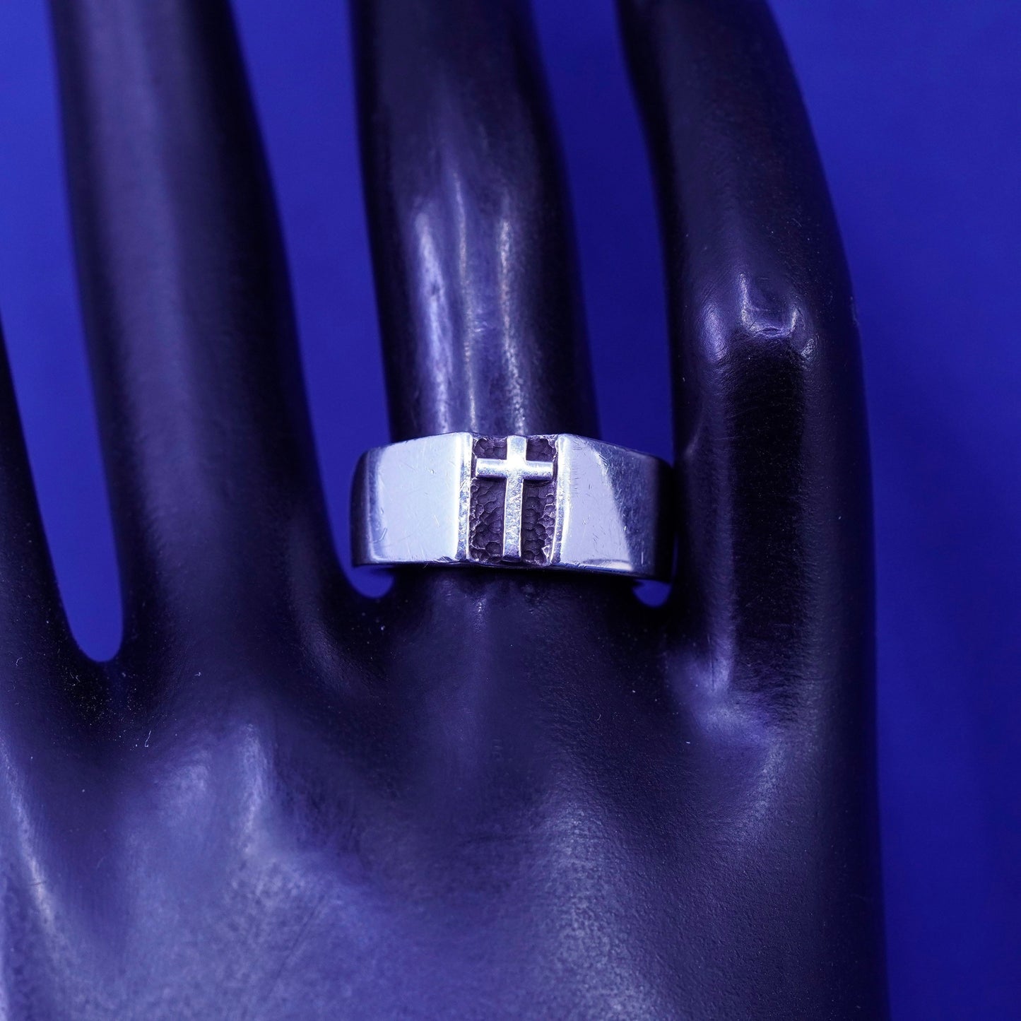 Size 8, vintage BSD Sterling silver handmade ring, 925 band with cross embossed