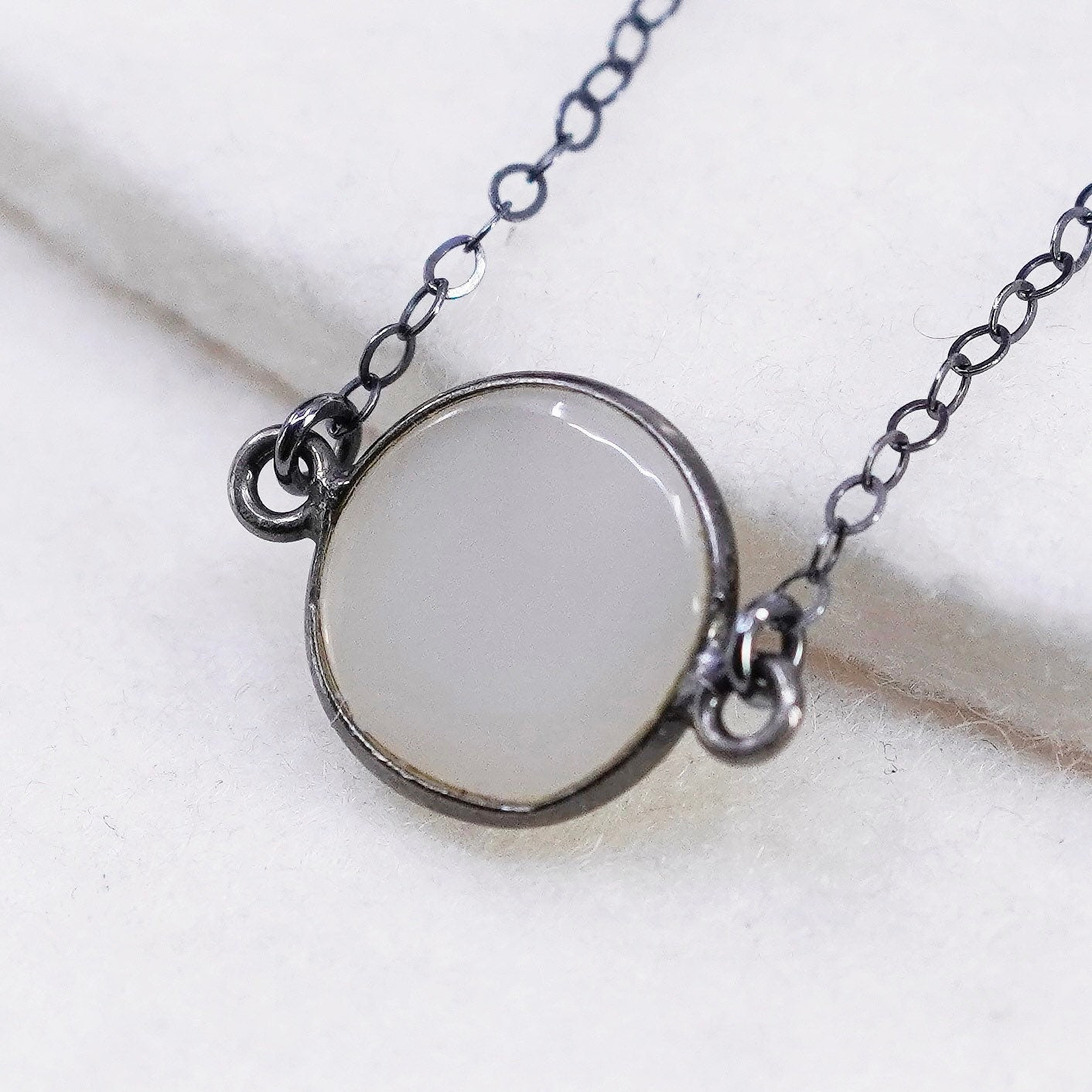 16”, vintage Sterling 925 silver circle chain necklace with white druzy pendant