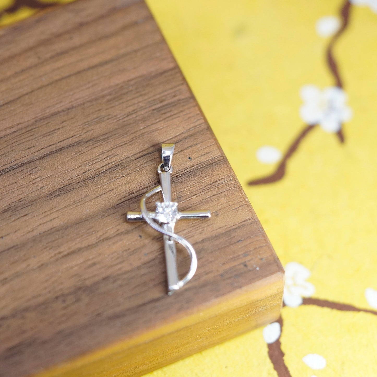 Vintage Sterling silver handmade pendant, 925 cross with Cz inlay, Christian
