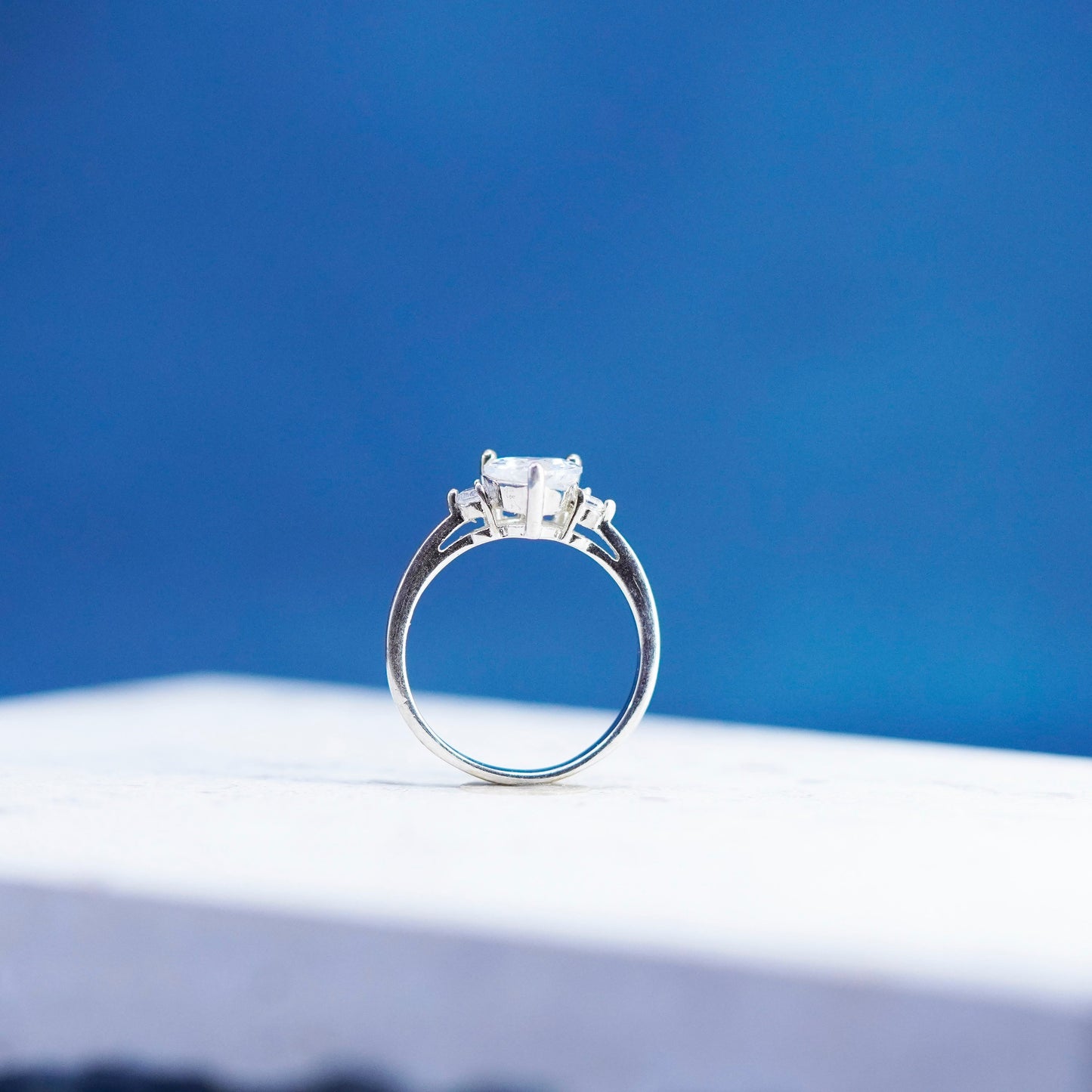 Size 6.25, Vintage Sterling 925 silver engagement ring, with heart Cz