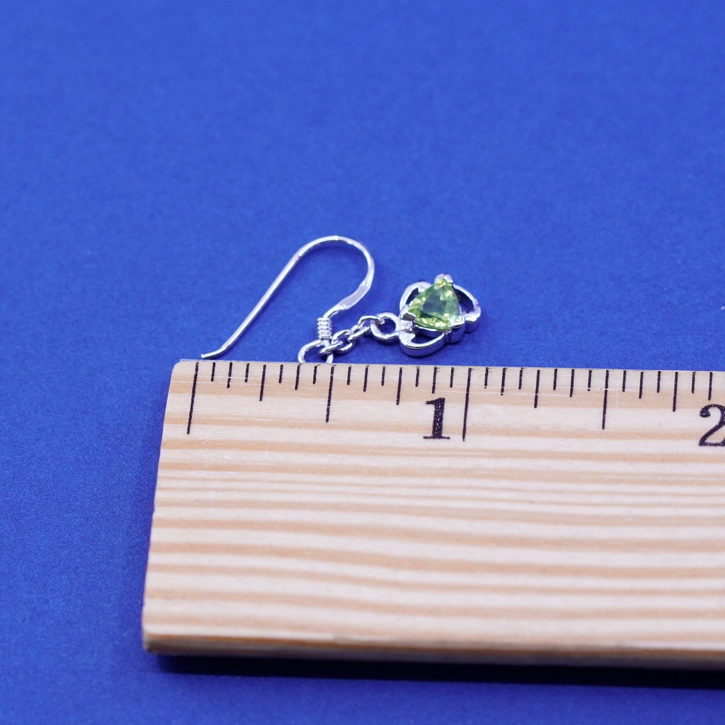Vintage sterling 925 silver handmade earrings with peridot