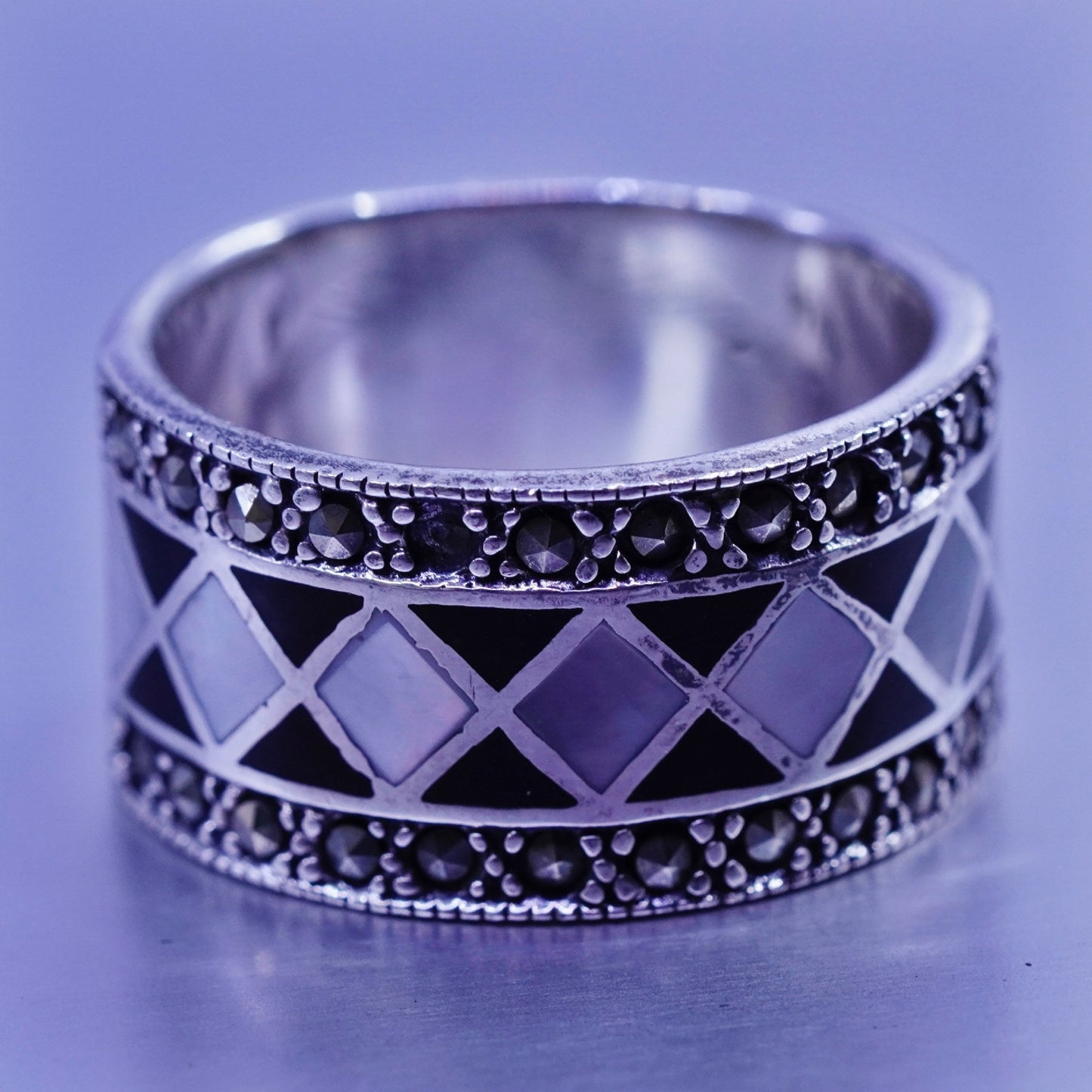 Size 7.75, vtg Sterling 925 silver handmade band ring mother of pearl obsidian
