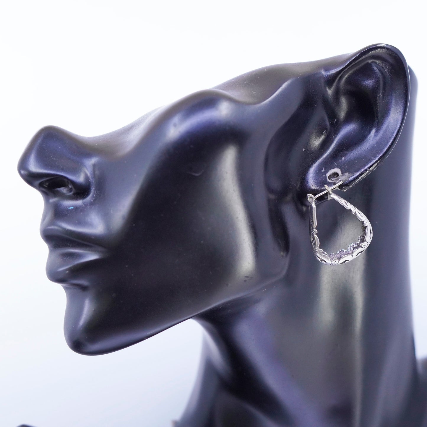 0.75”, vintage Jezlaine Sterling silver filigree hoop earrings, 925 huggie