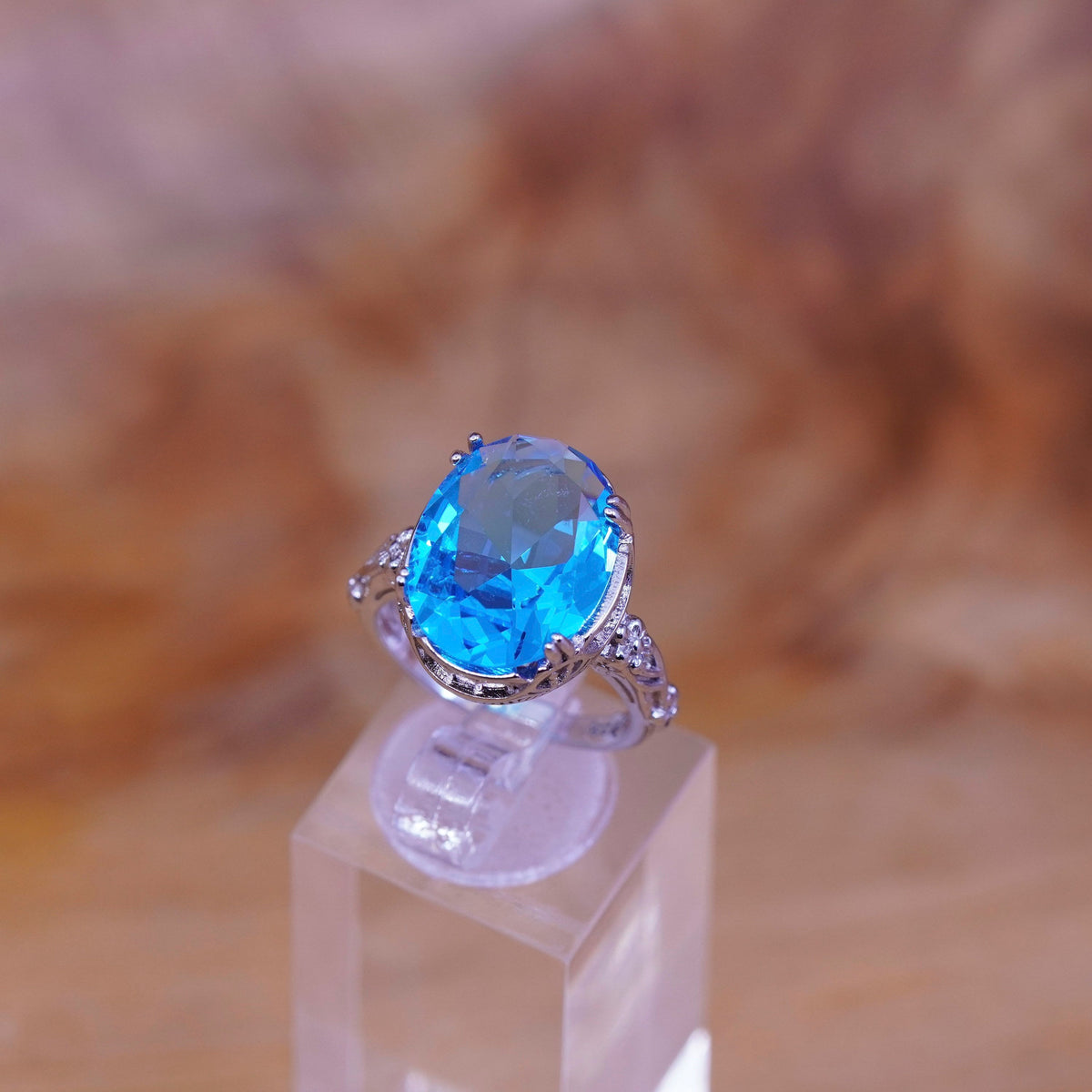 Size 6.25, vtg Sterling 925 silver handmade cocktail ring w/ oval blue topaz