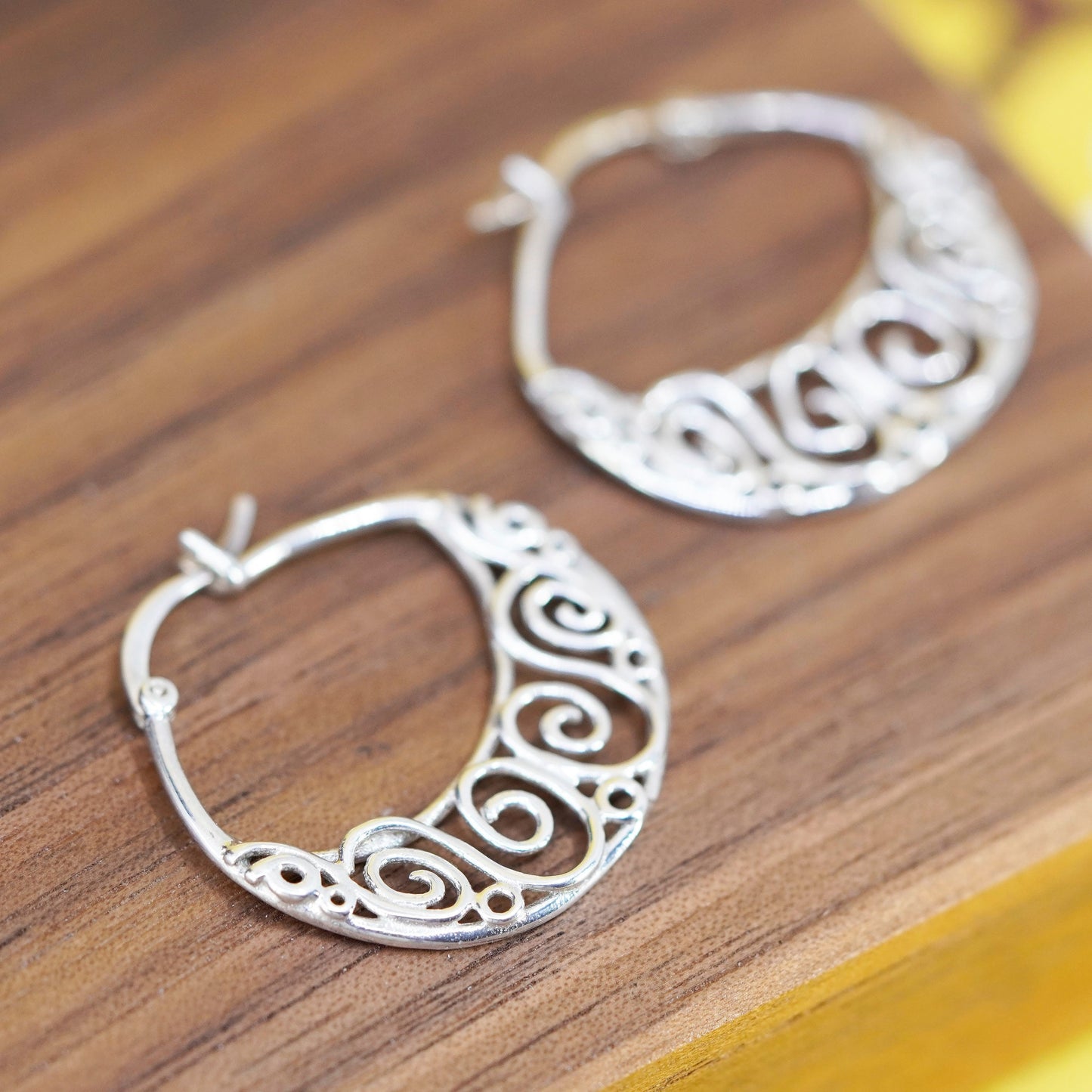 1”, vintage Sterling silver filigree hoop earrings, 925 huggie