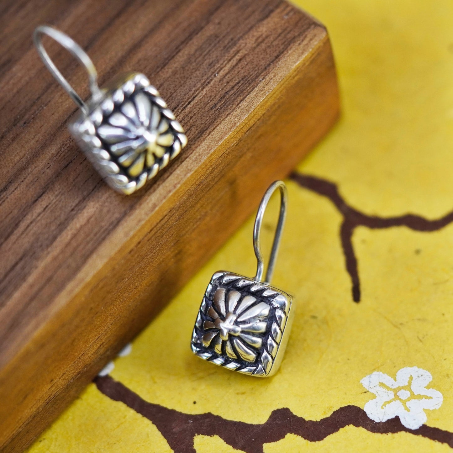 Vintage 925 Sterling Silver handmade square Shape Floral Earrings