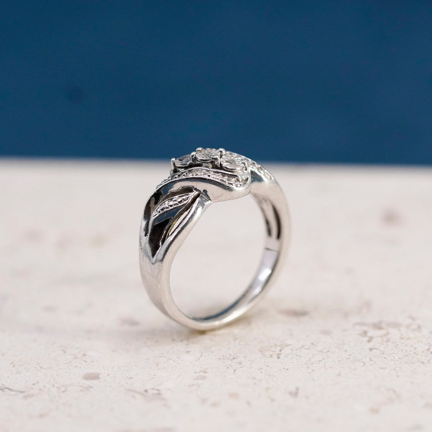 Size 7, vintage Sterling 925 silver handmade ring with genuine diamond