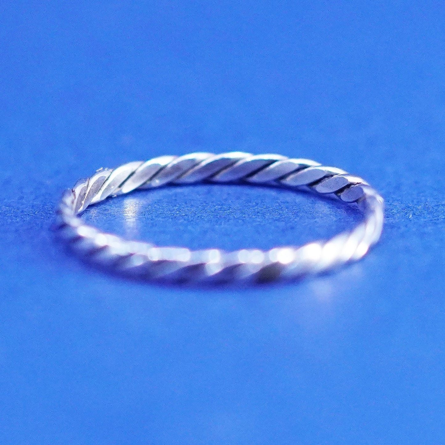 Size 5, vintage Sterling silver handmade ring, 925 cable band