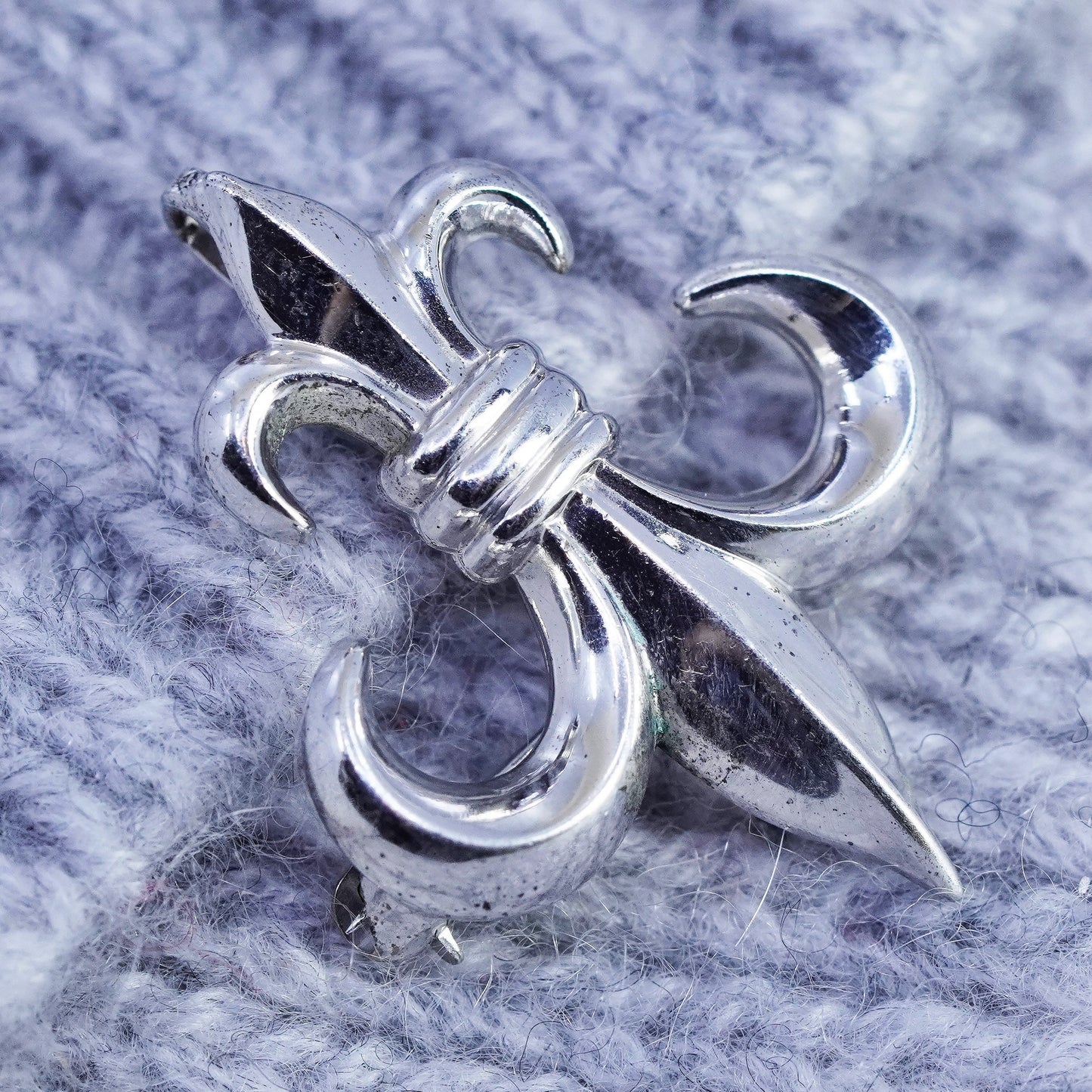 Vintage sterling silver handmade brooch, 925 fleur de lis pin