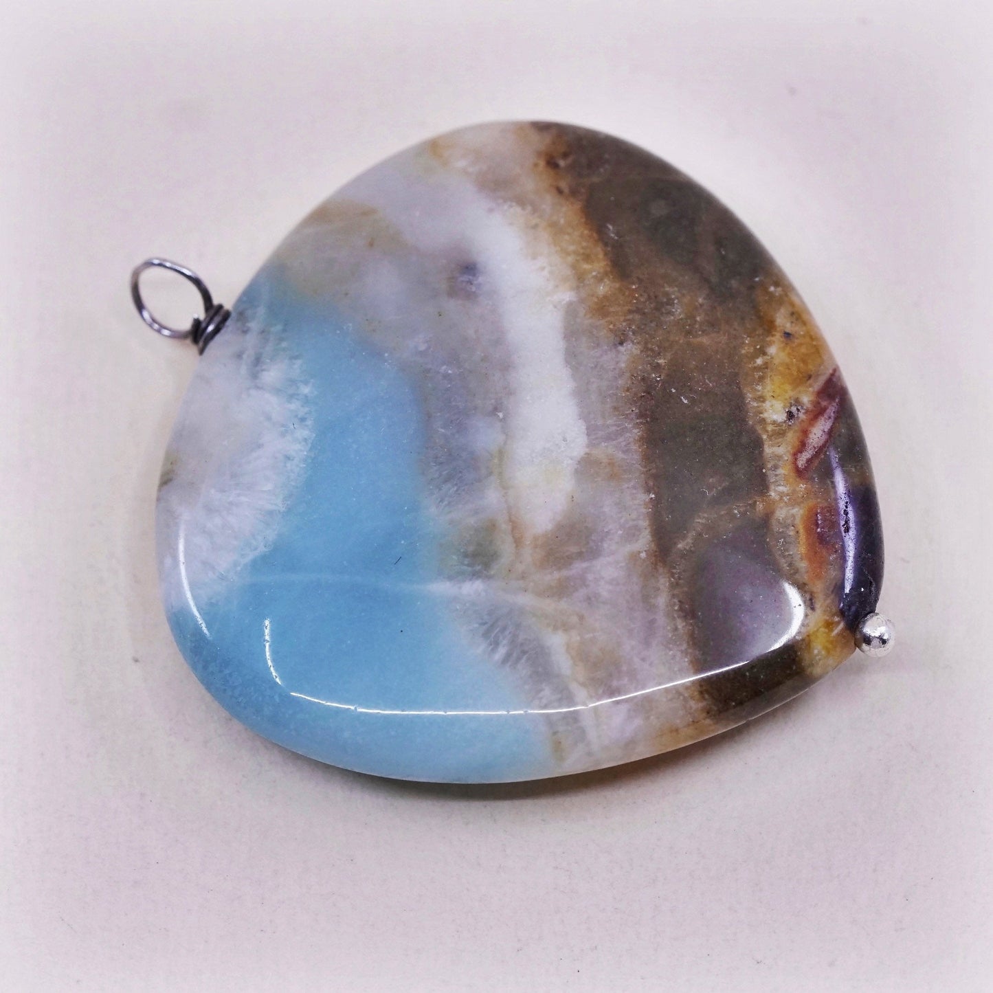 Vintage unique agate heart pendant with sterling 925 silver wire