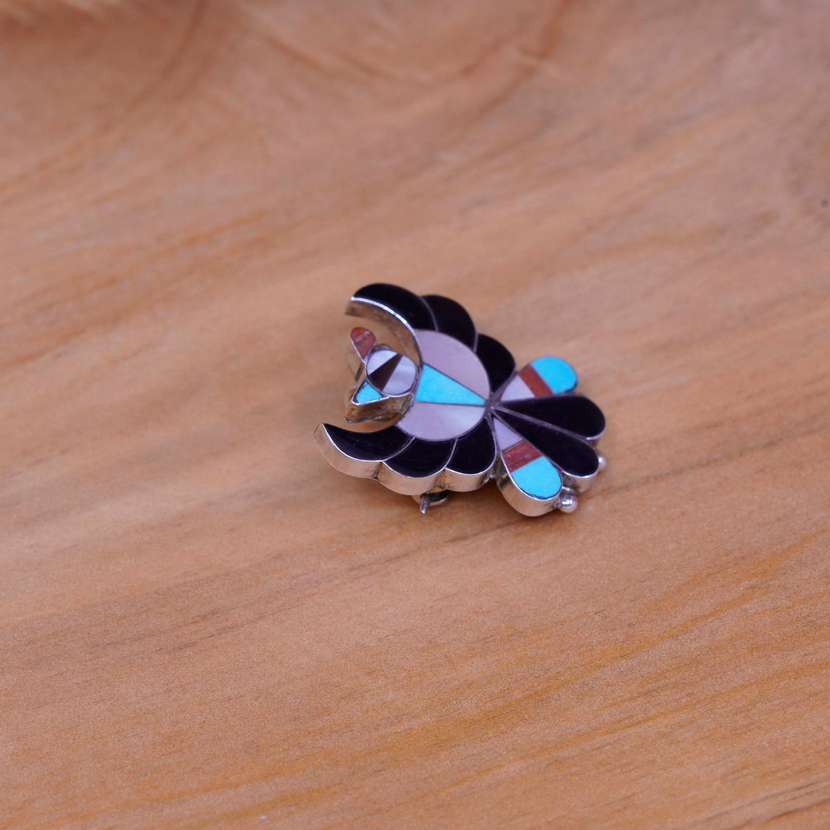 R Wallace Native American sterling 925 silver zuni thunder bird pendant brooch