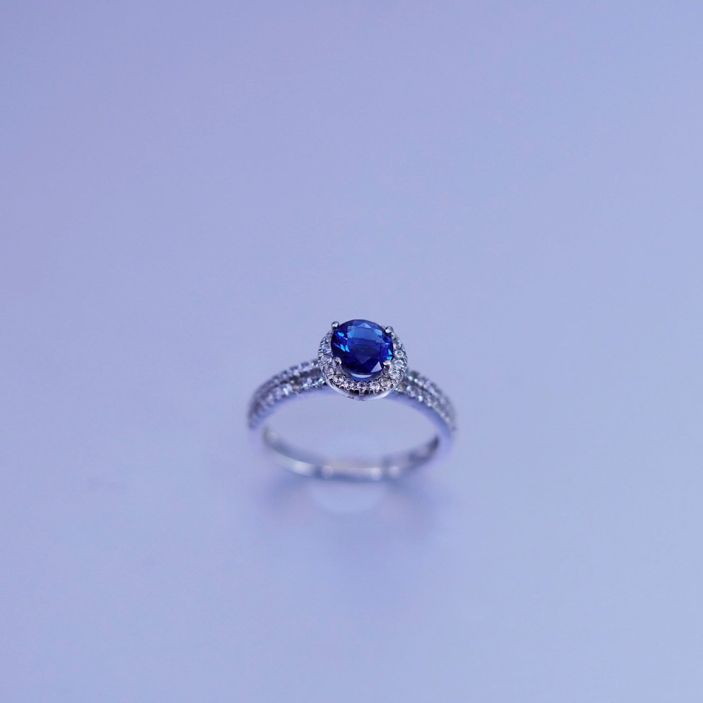 Size 7, vintage Sterling 925 silver handmade ring with topaz and crystal around