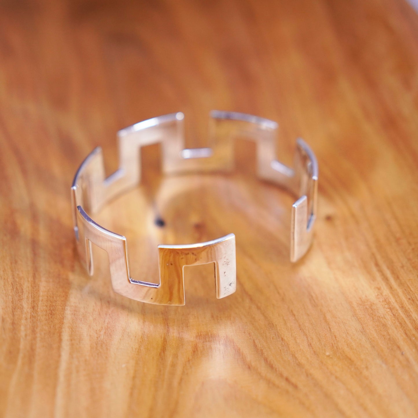 7.5”, Vintage Mexico Sterling silver handmade bracelet, zigzag wide 925 cuff