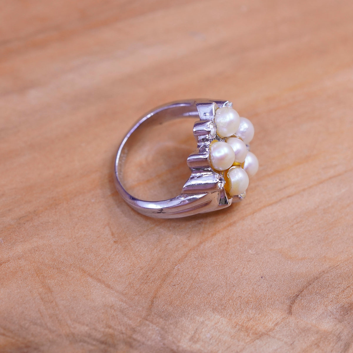 Size 7, vintage Sterling 925 silver handmade ring with freshwater pearls and cz