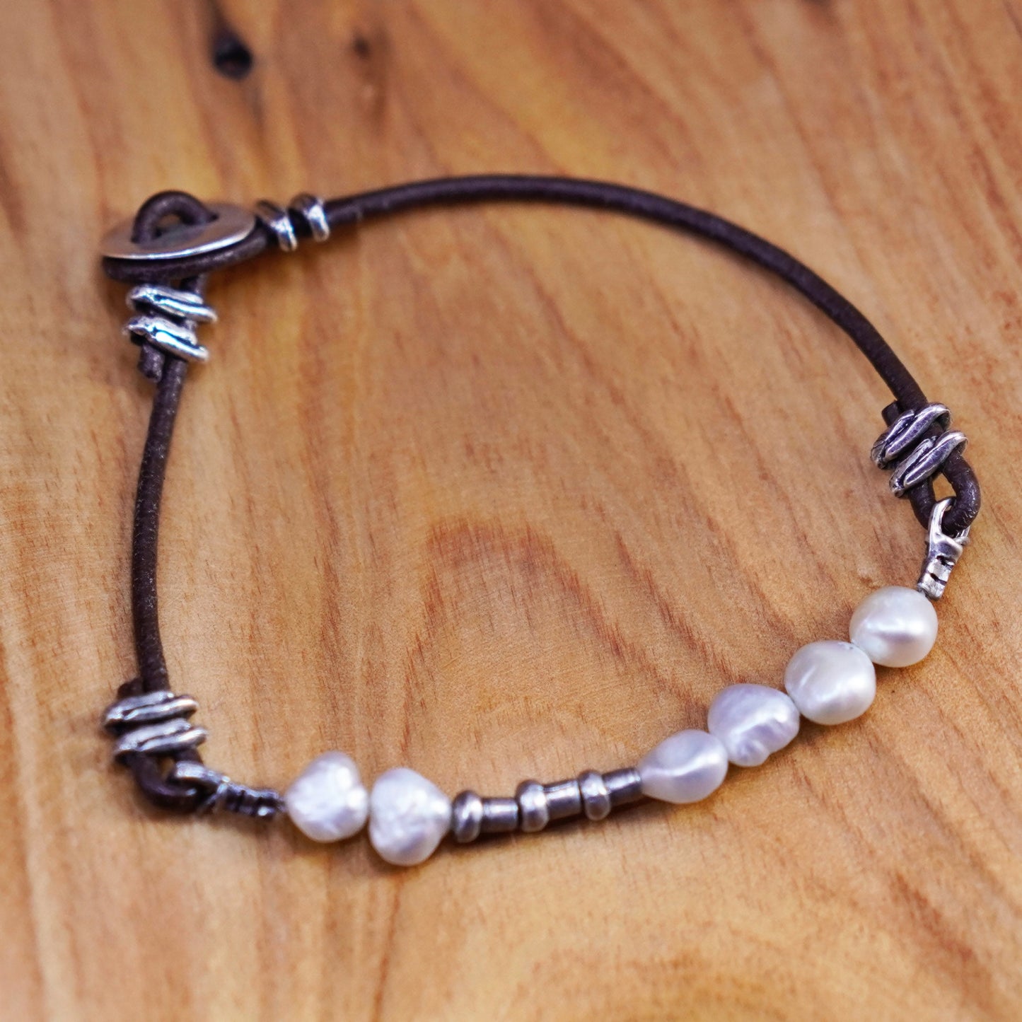 7.25”, retired Silpada Sterling 925 silver Pearl Leather Clasp Bracelet B1062
