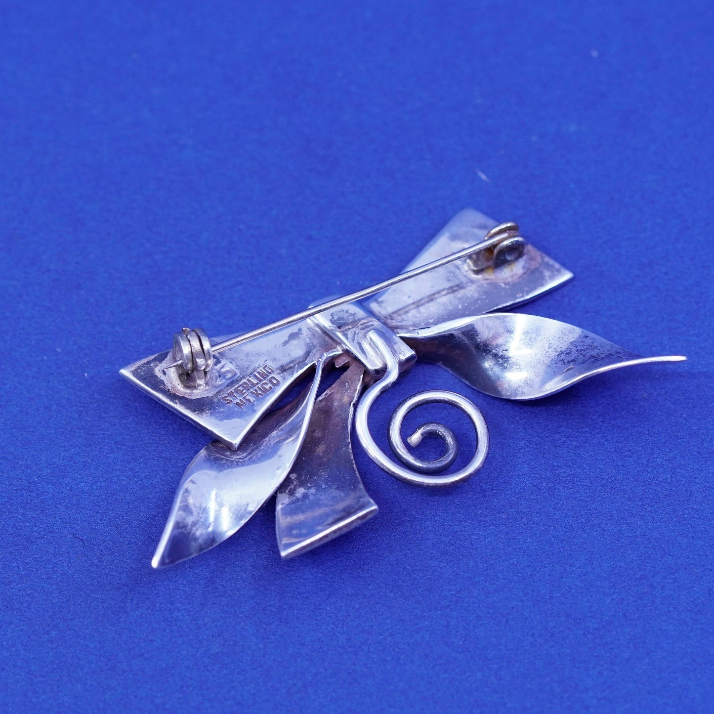 Vintage handmade sterling 925 silver bow ribbon brooch pin