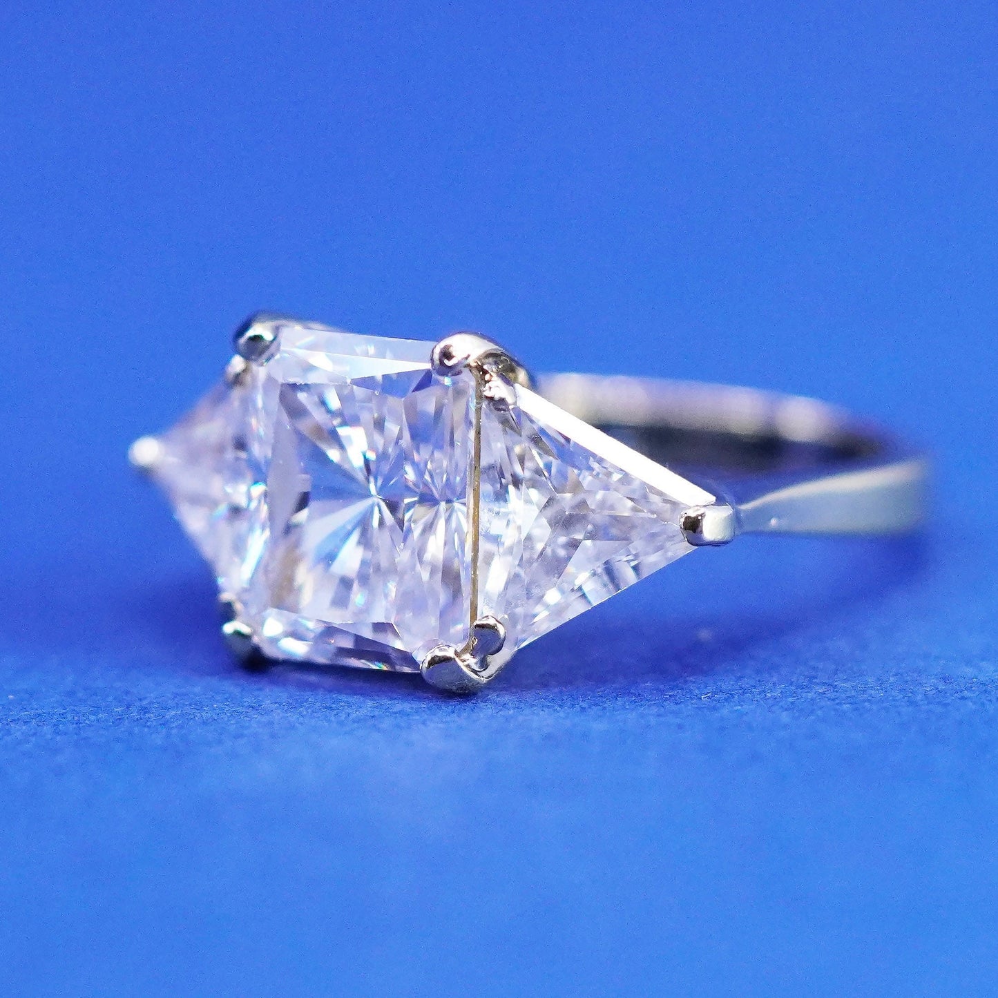 Size 7.25, Vintage Sterling silver vermeil gold over 925 ring with crystal