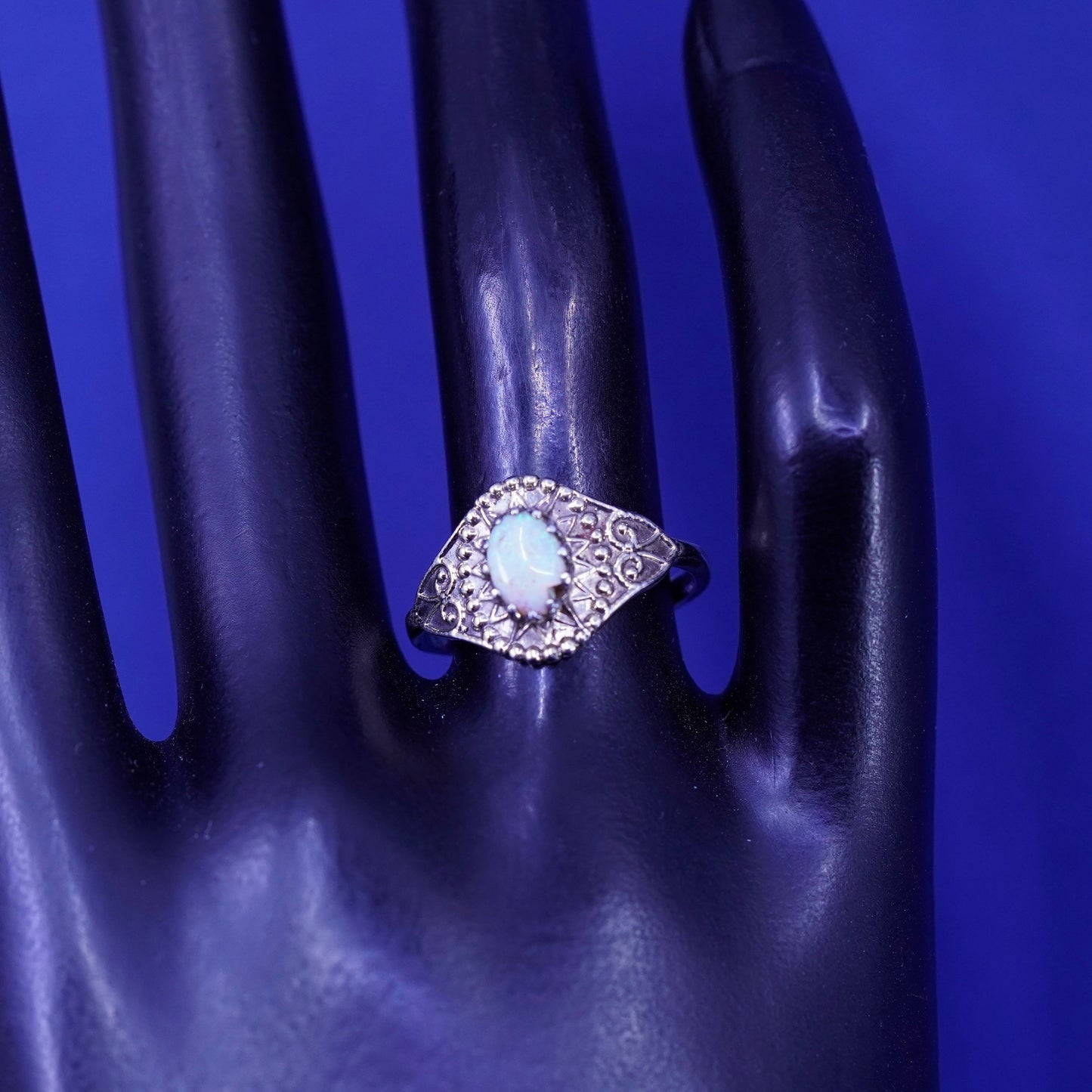 Size 7.5, Vintage Sterling 925 silver filigree handmade ring with opal