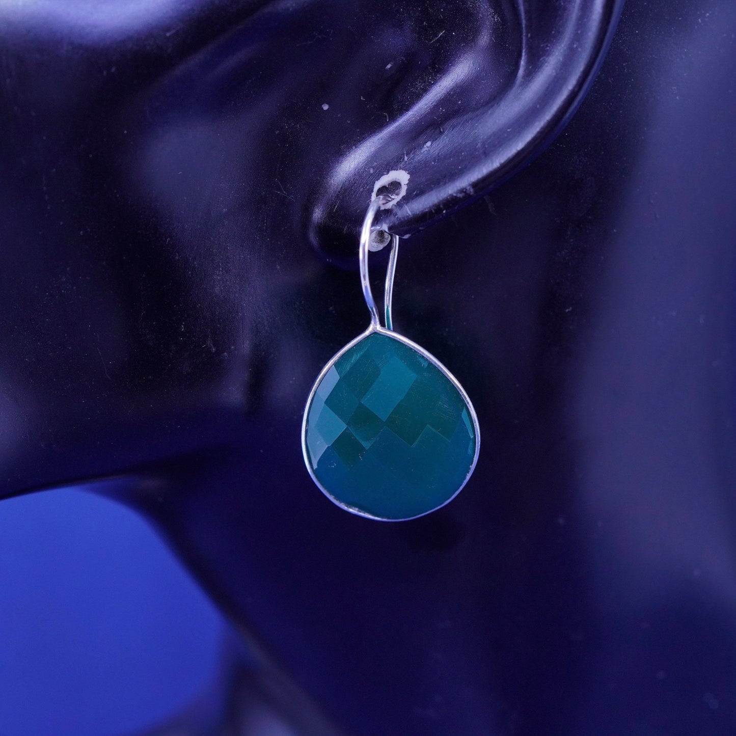 Vintage sterling 925 silver handmade earrings with teardrop emerald