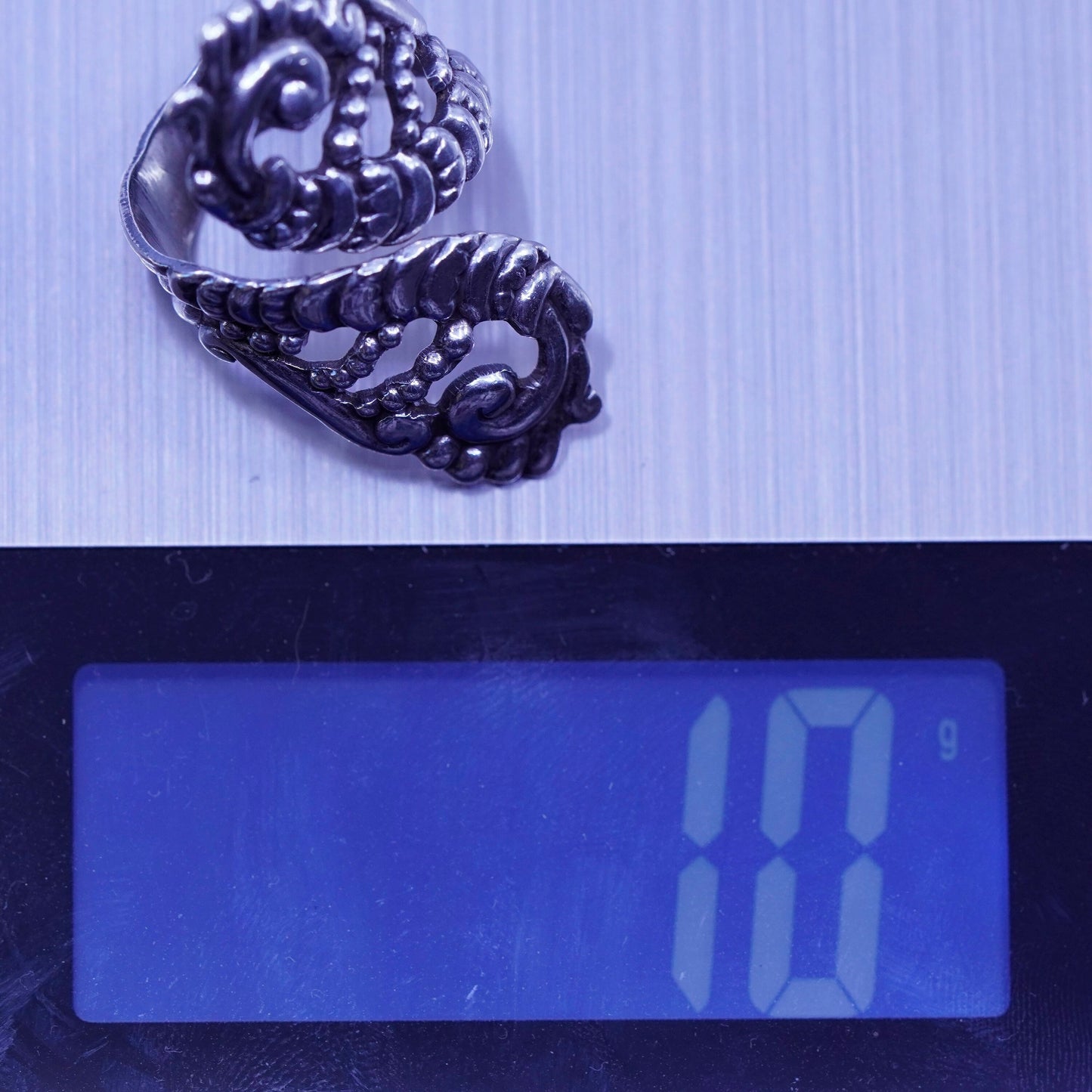 Size adjustable, vtg taxco Sterling 925 silver ring, wrap filigree swirly band