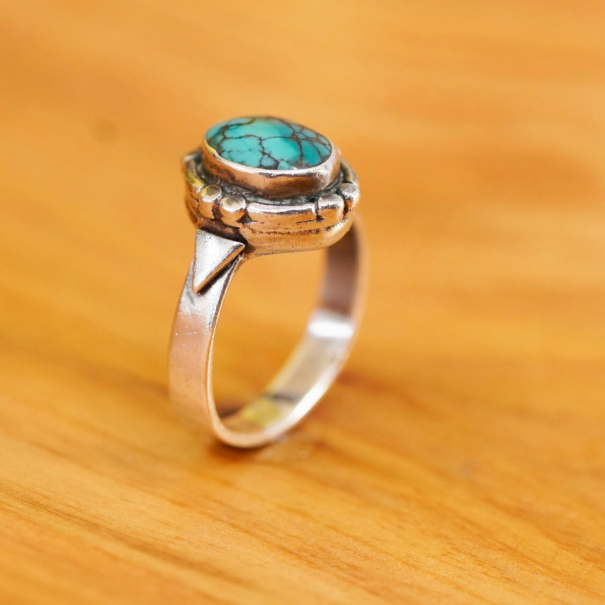 Size 5, Sterling 925 silver ring with spiderwebbed turquoise, Native American