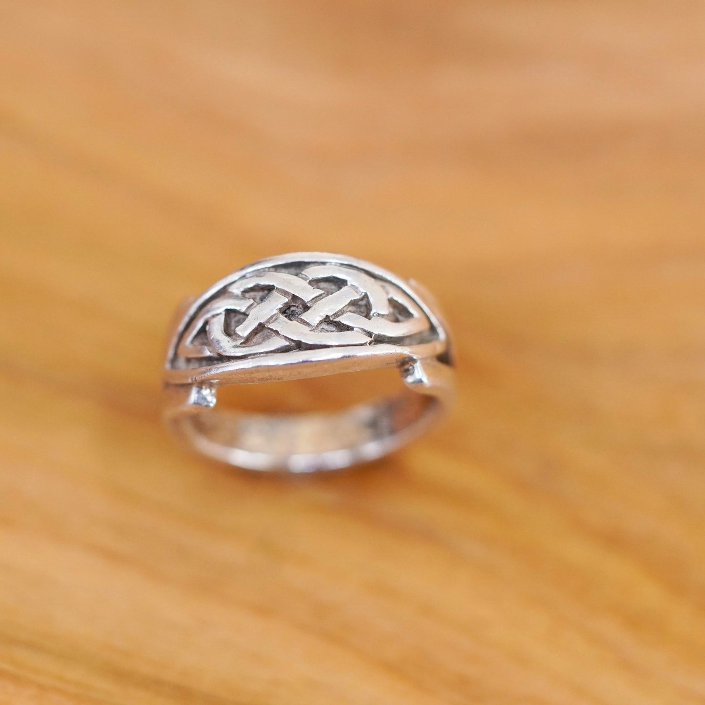 Size 5, vintage Sterling silver handmade ring, 925 Irish celtic knot band
