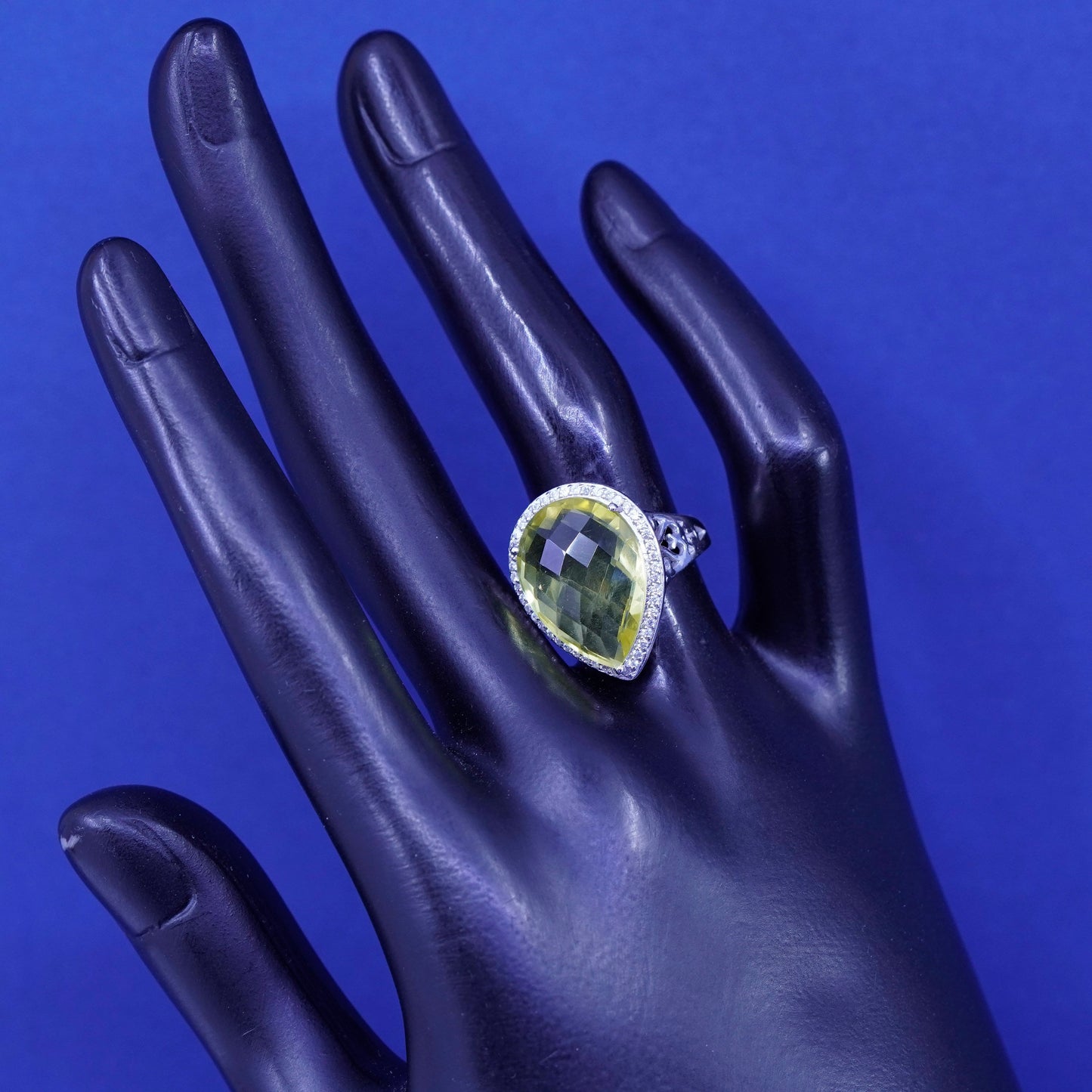 Size 5.75, vintage Sterling 925 silver ring teardrop Prehnite grapestone