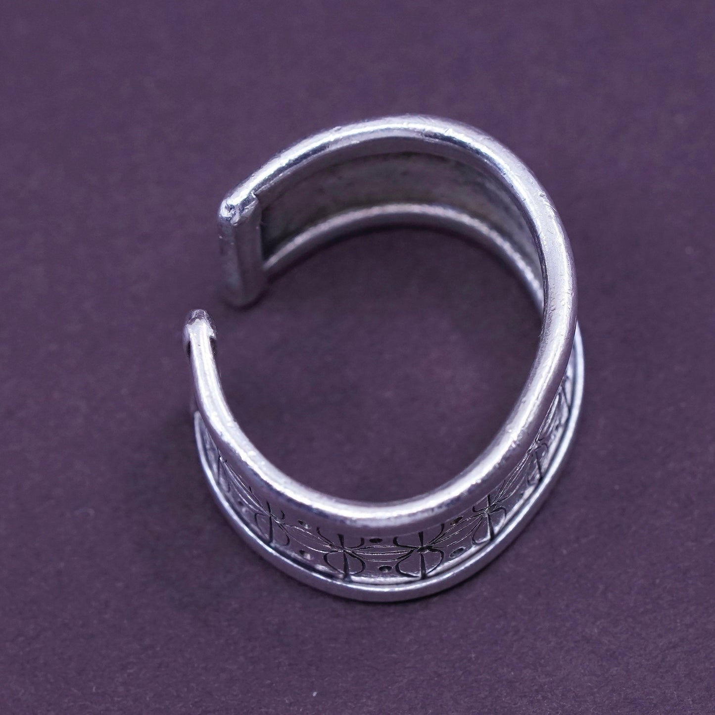 Size 6.5, vintage Sterling silver handmade ring, 925 textured band, open end